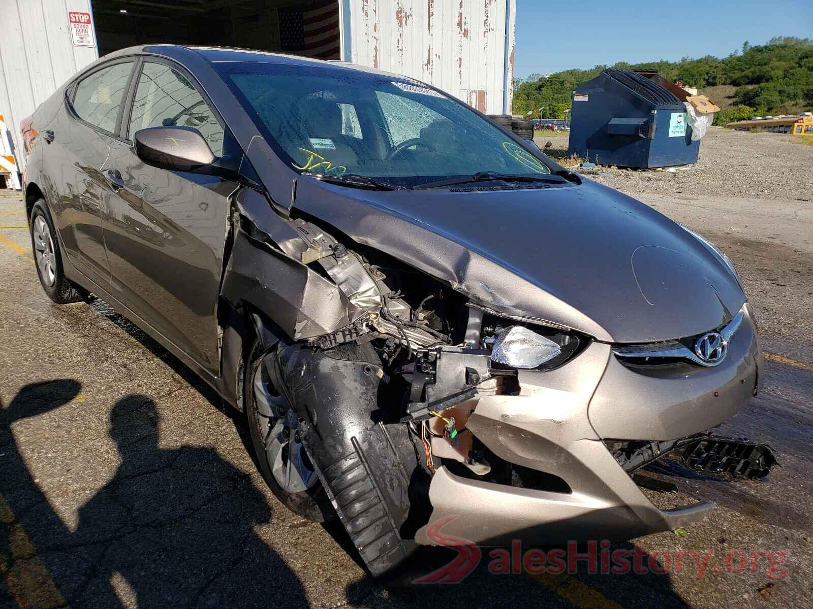 5NPDH4AE3GH675348 2016 HYUNDAI ELANTRA