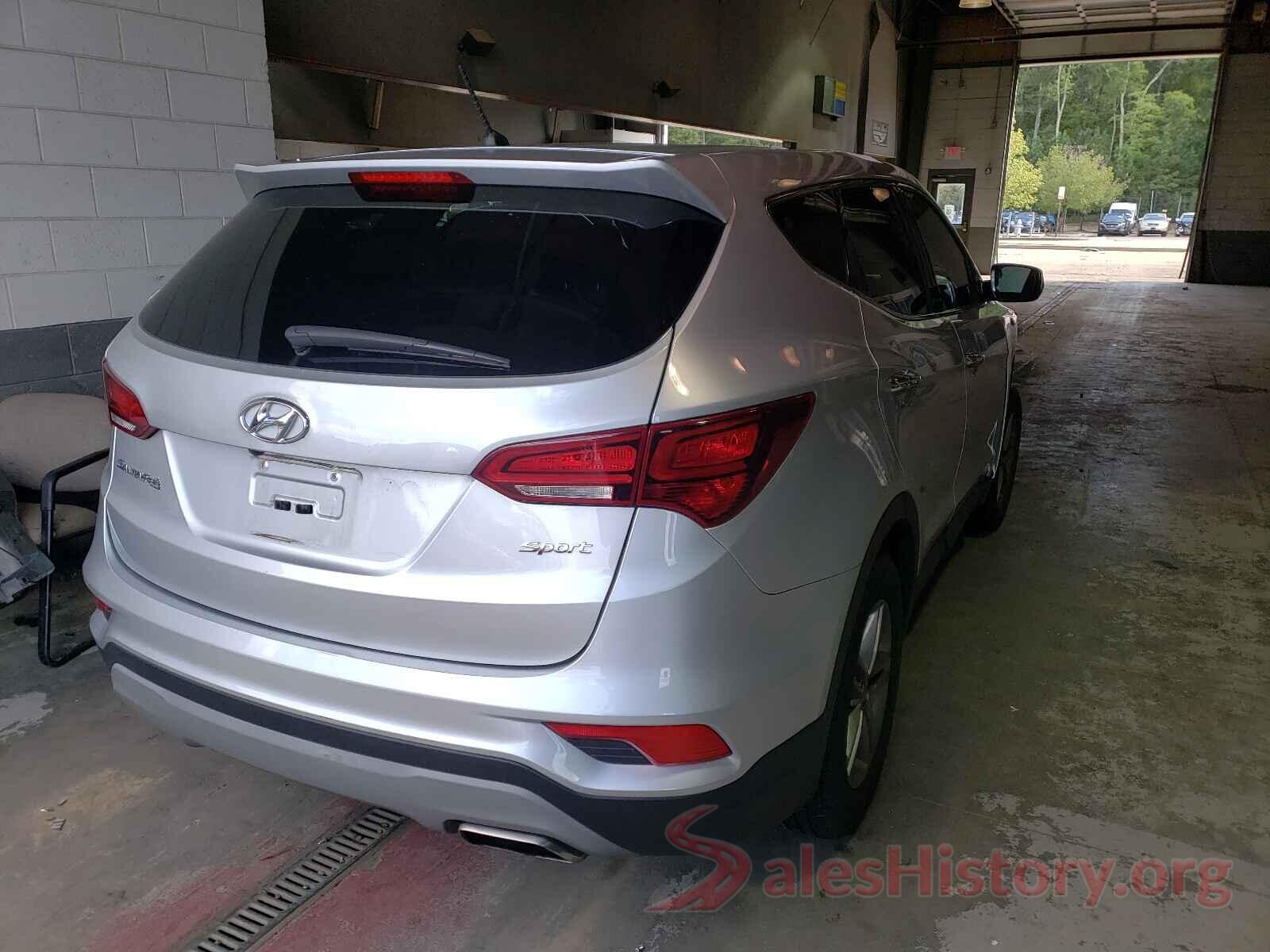 5XYZT3LB8JG560034 2018 HYUNDAI SANTA FE