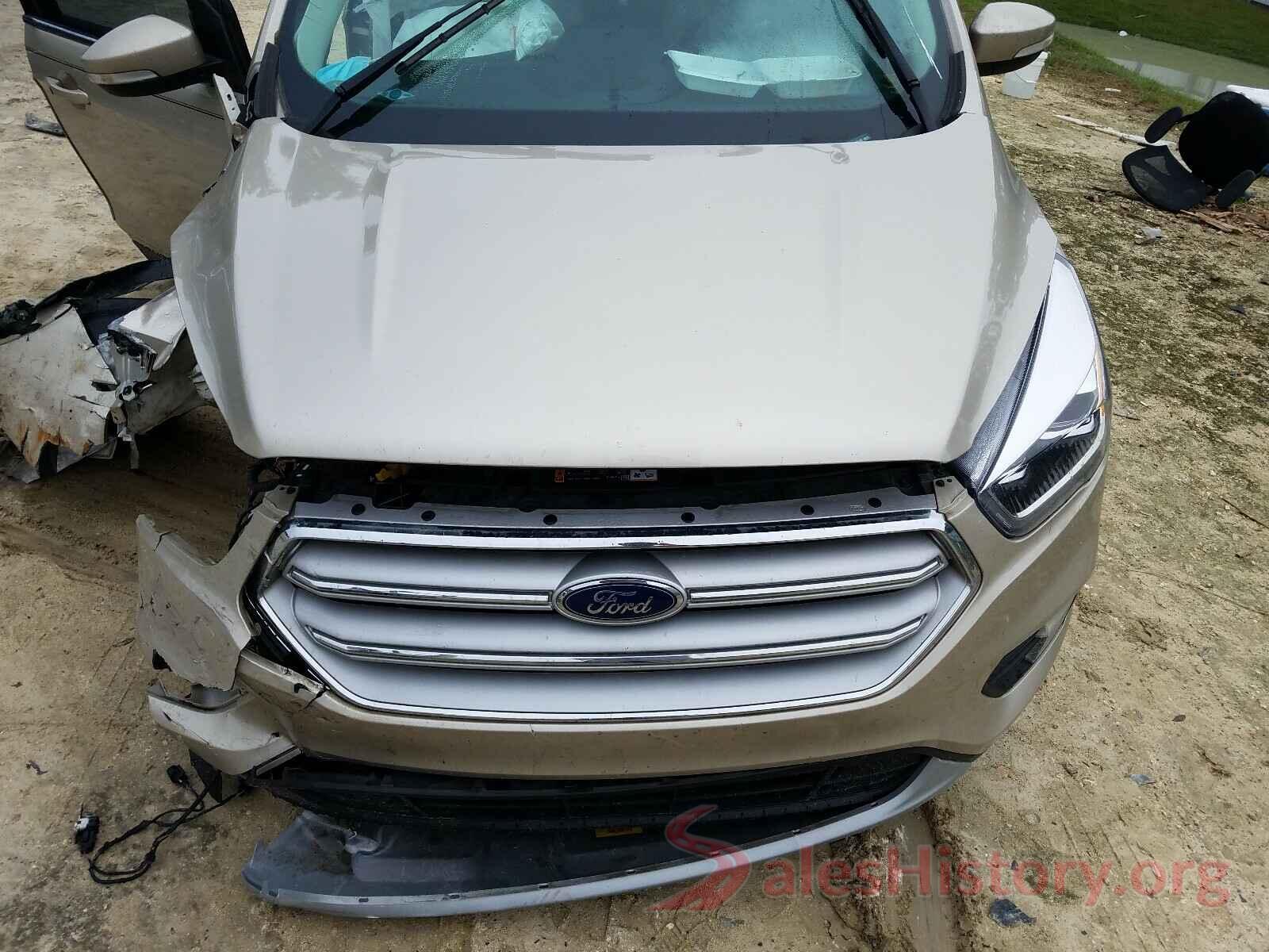 1FMCU0J96JUD26440 2018 FORD ESCAPE