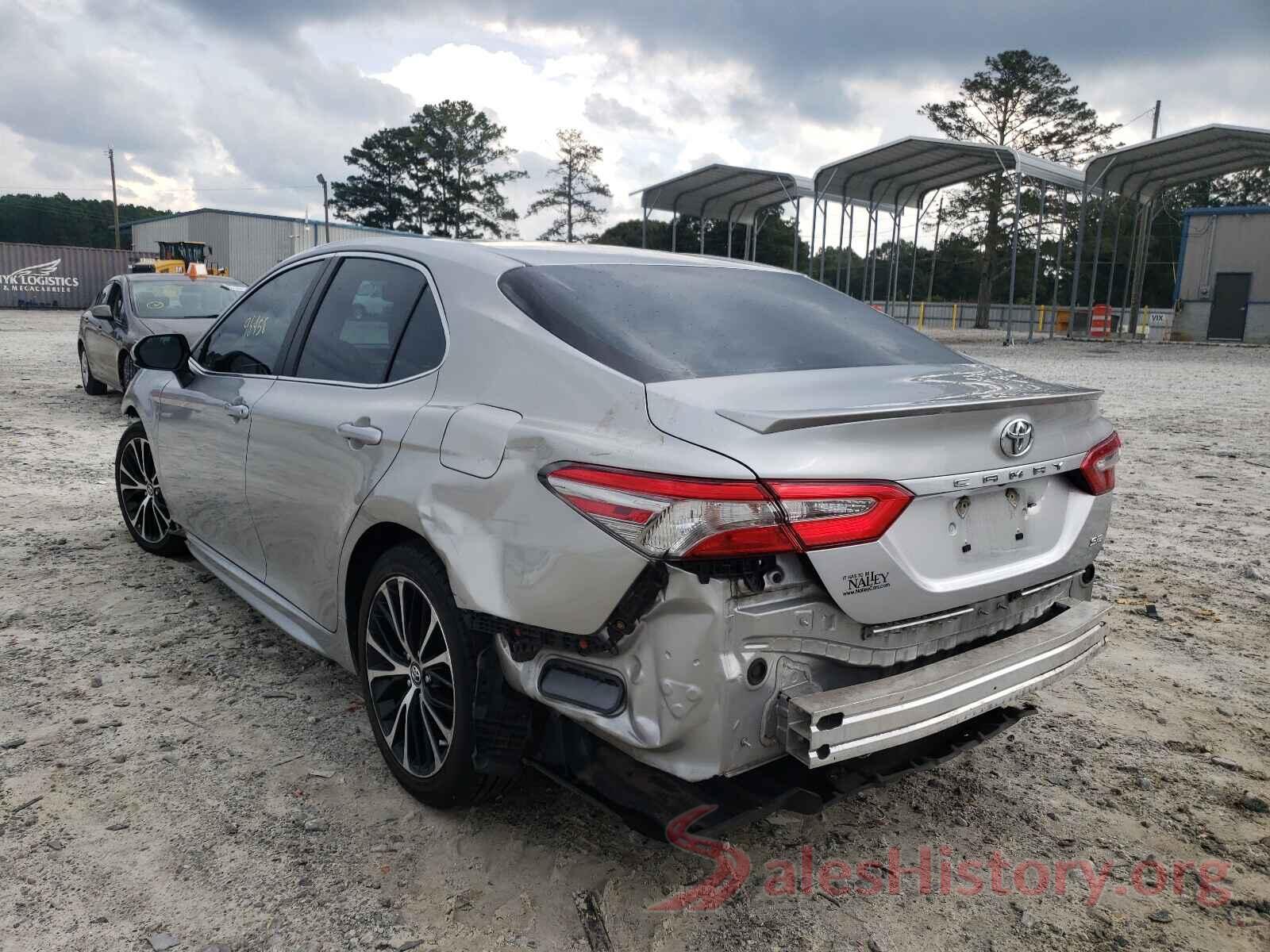 4T1B11HK2JU524421 2018 TOYOTA CAMRY