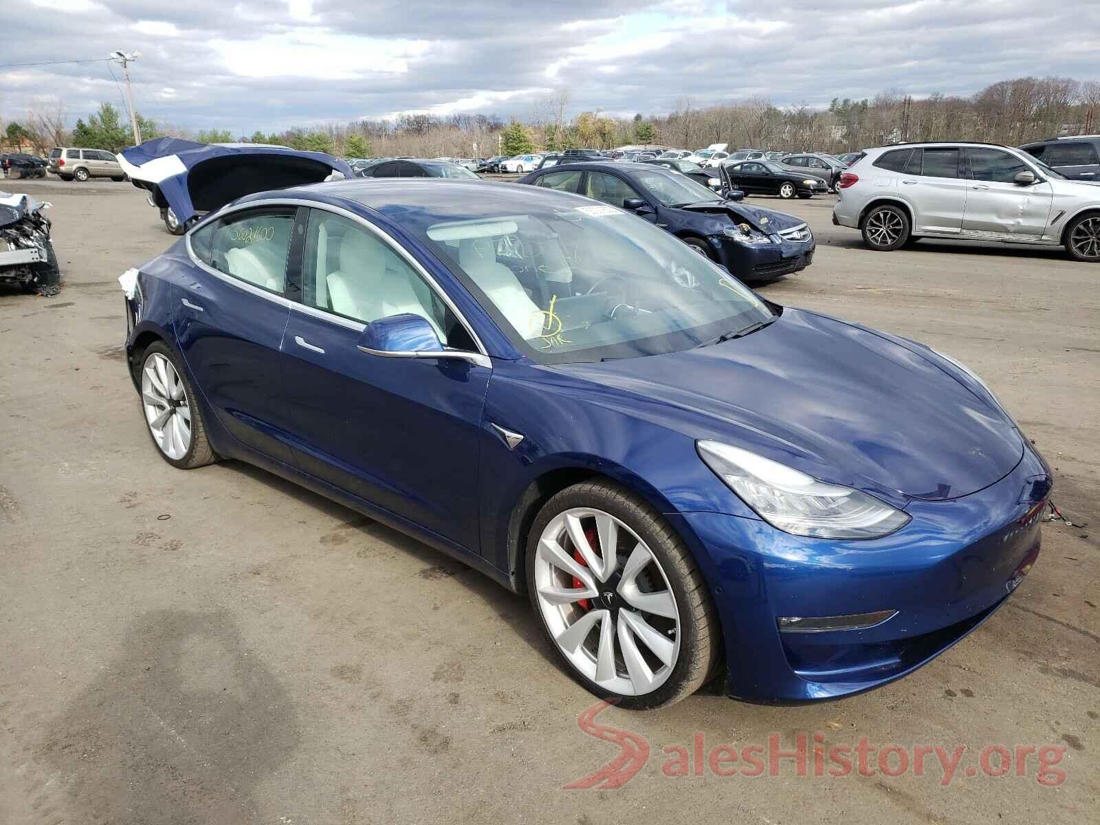 5YJ3E1EB5KF393576 2019 TESLA MODEL 3