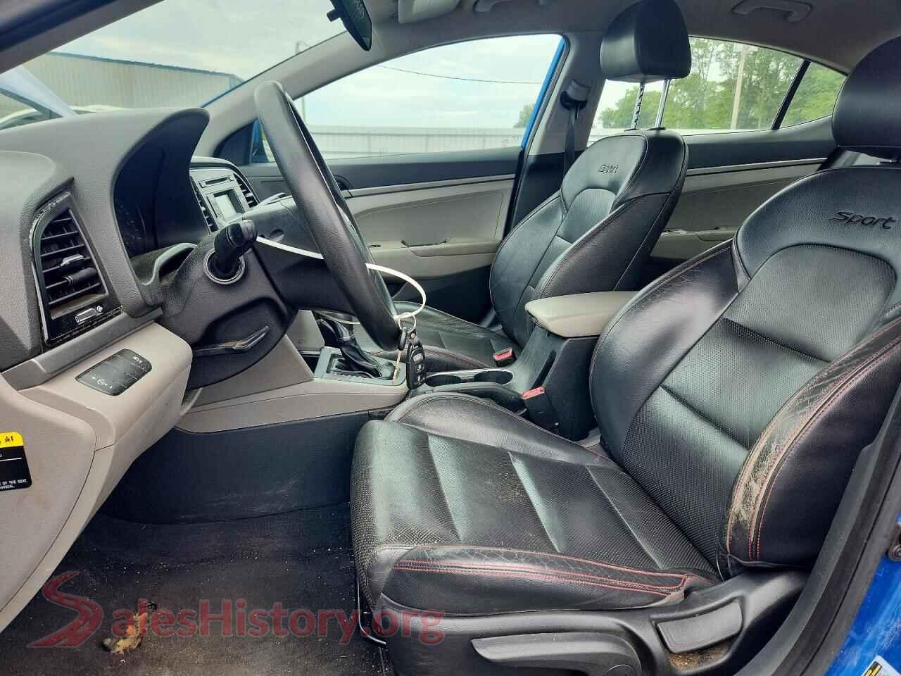 2017 HYUNDAI ELANTRA VIN 5NPD74LF6HH111316, engine bay