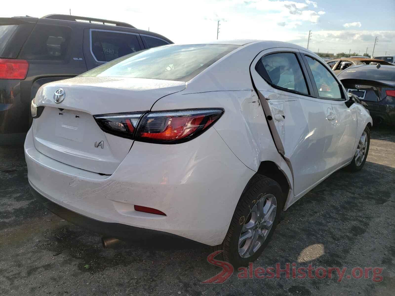 3MYDLBYV9JY333486 2018 TOYOTA YARIS