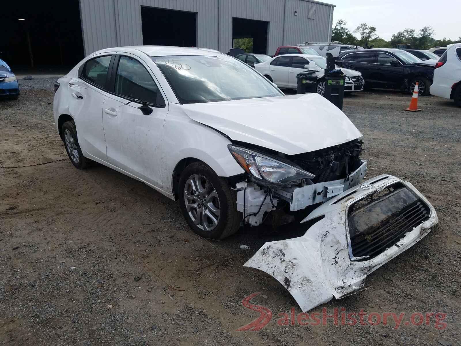 3MYDLBYV9JY333486 2018 TOYOTA YARIS