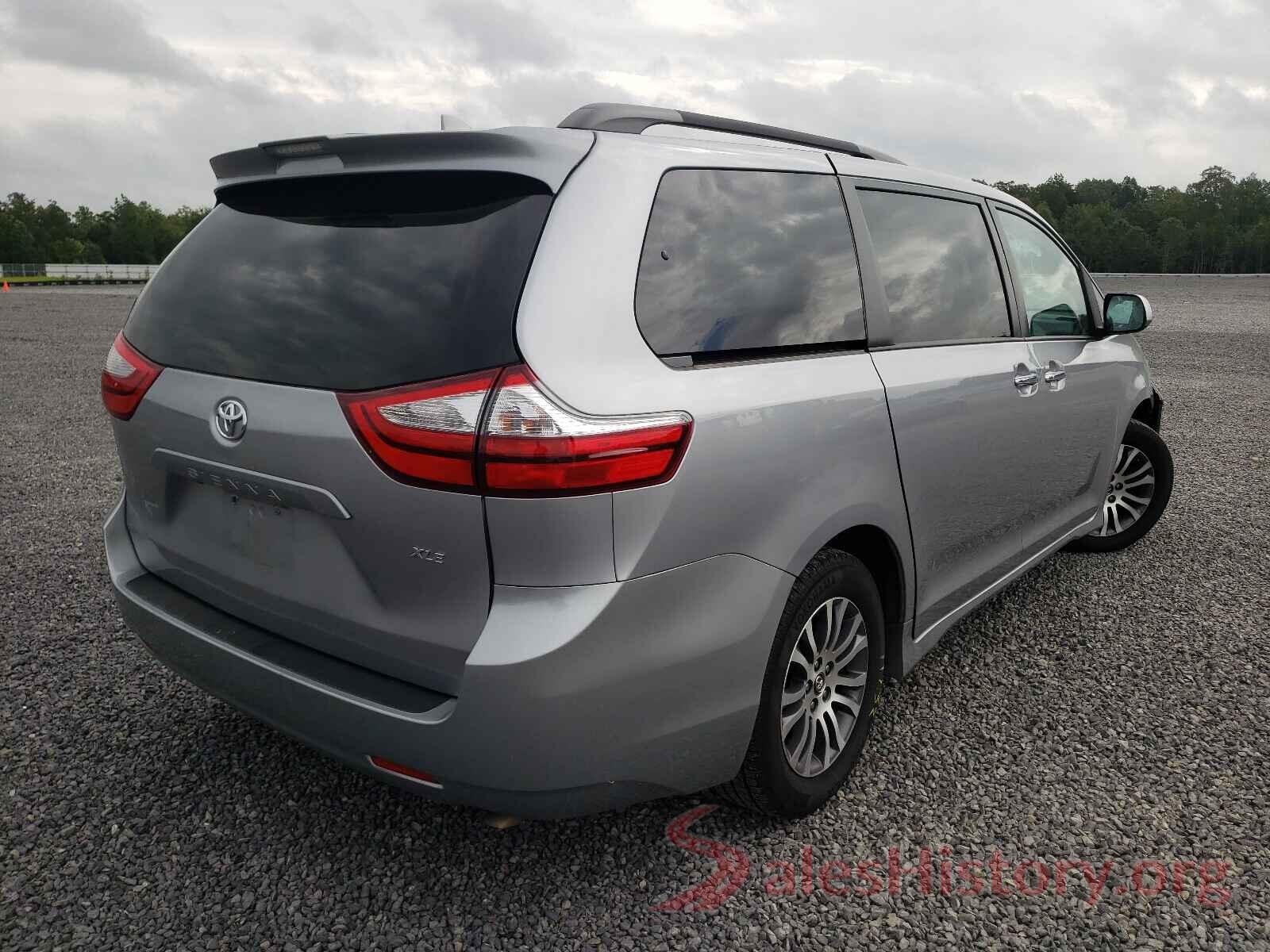 5TDYZ3DC8JS930242 2018 TOYOTA SIENNA