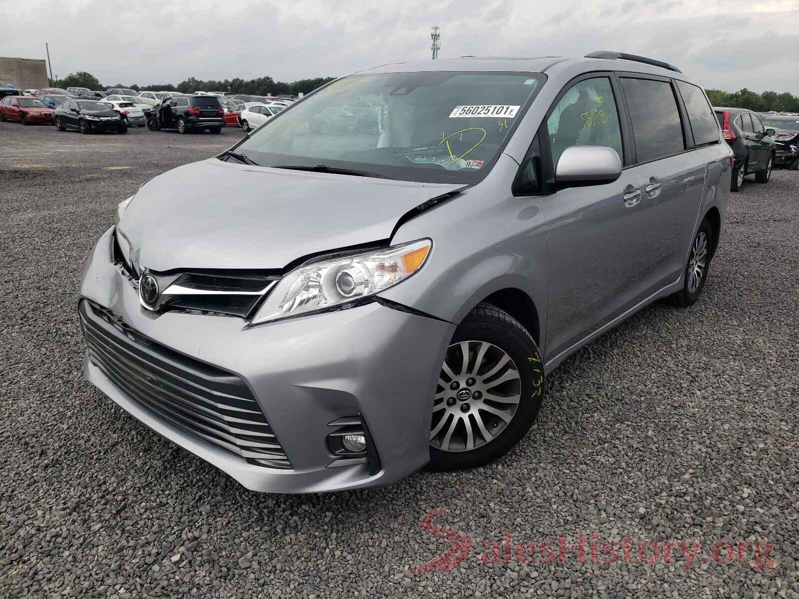 5TDYZ3DC8JS930242 2018 TOYOTA SIENNA