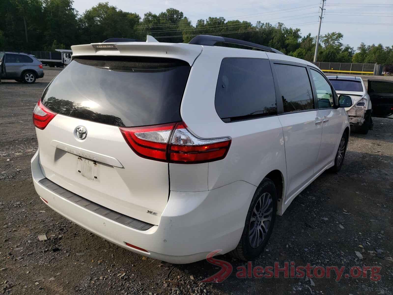 5TDYZ3DC2JS947926 2018 TOYOTA SIENNA