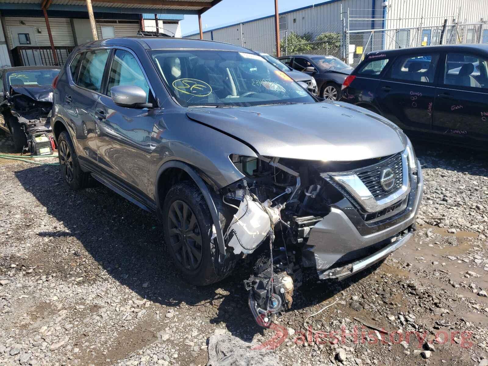 KNMAT2MV1JP532752 2018 NISSAN ROGUE