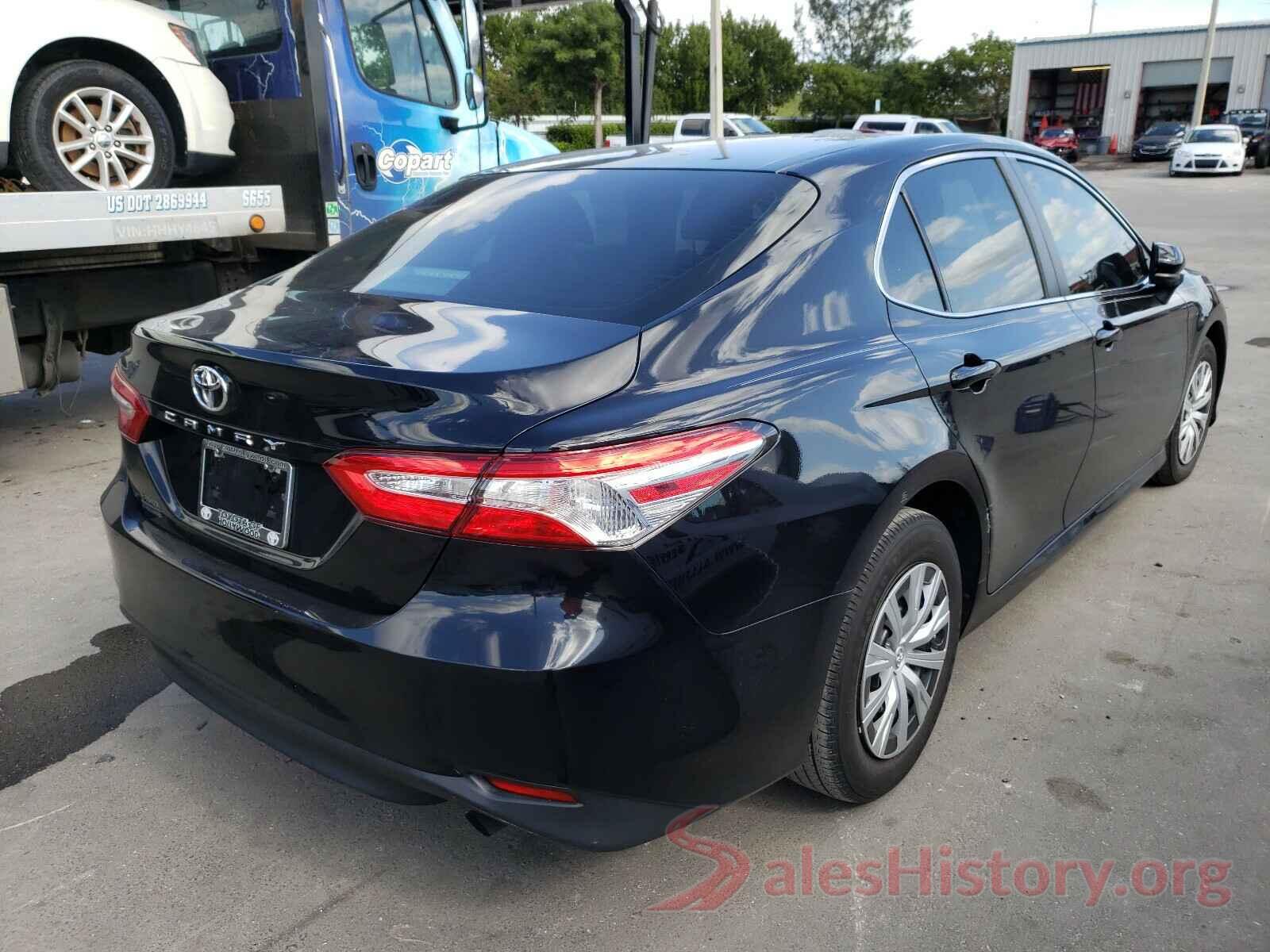 4T1B11HK6JU069508 2018 TOYOTA CAMRY