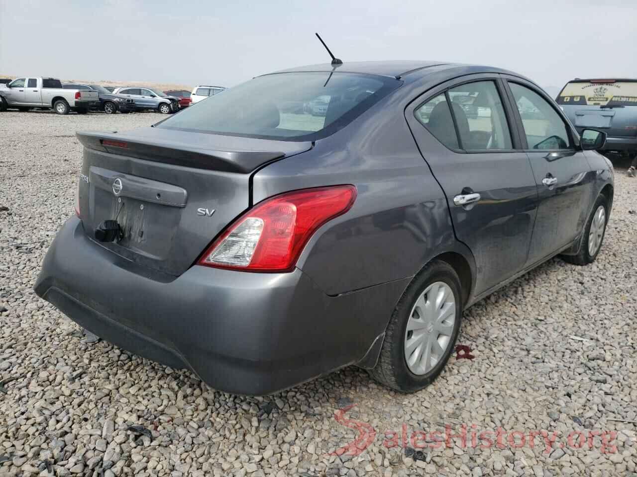 3N1CN7AP7HL867061 2017 NISSAN VERSA