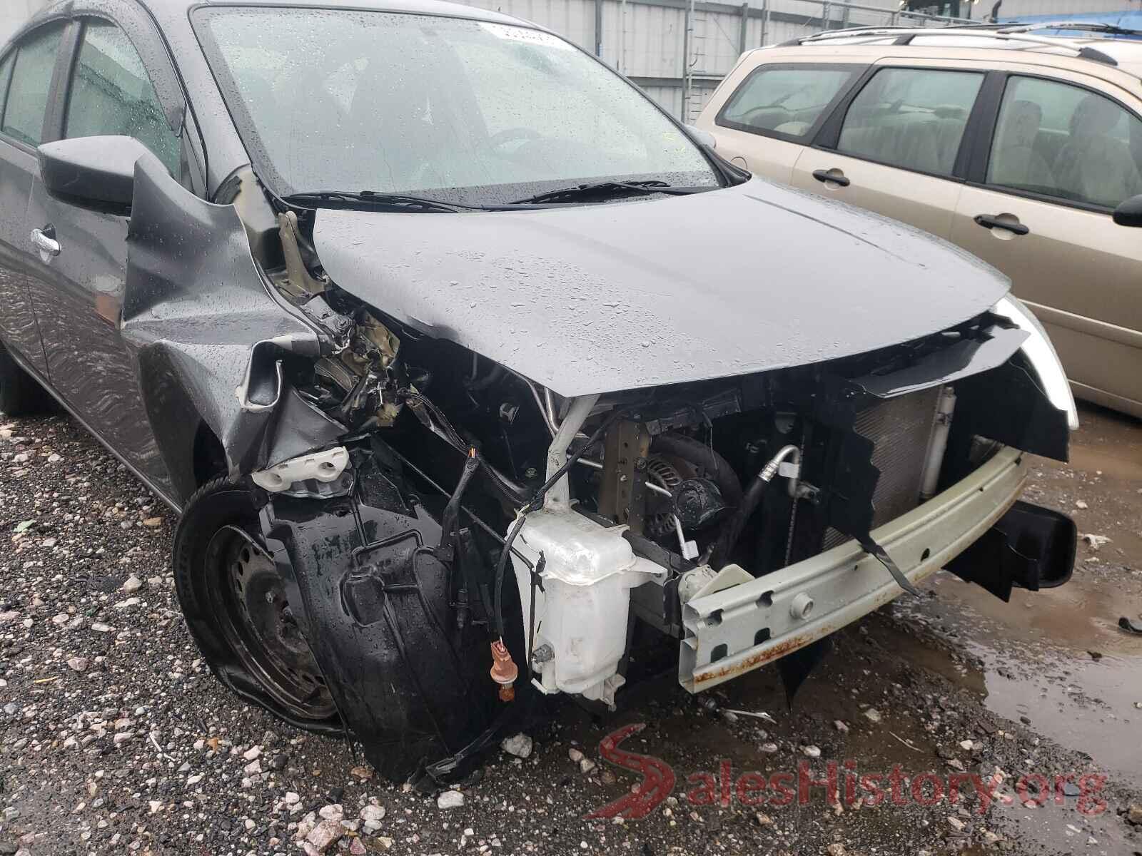 3N1CN7APXKL814443 2019 NISSAN VERSA