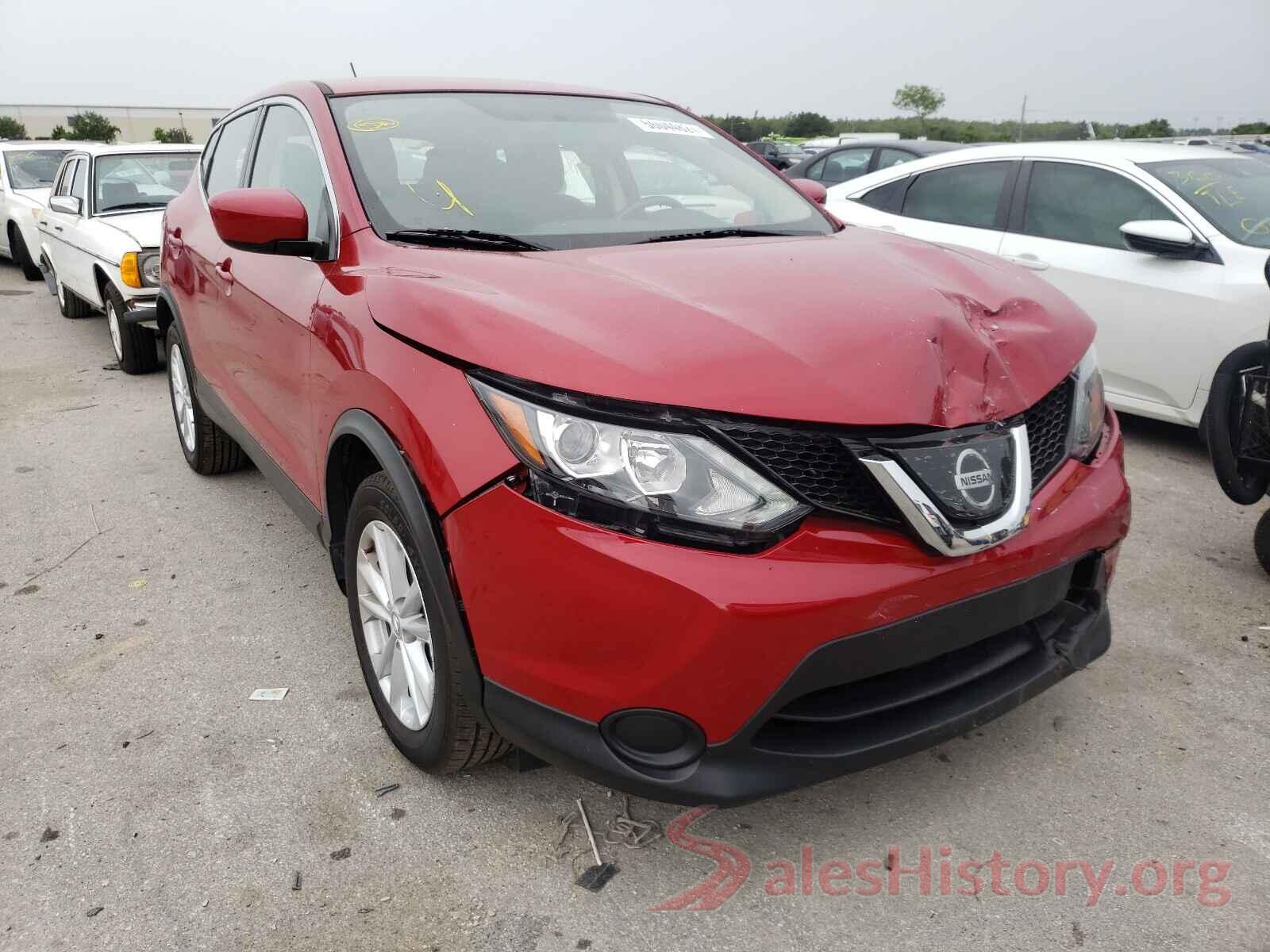 JN1BJ1CP3JW190219 2018 NISSAN ROGUE