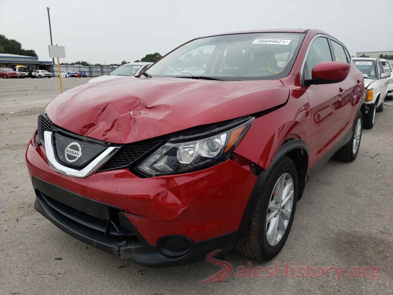 JN1BJ1CP3JW190219 2018 NISSAN ROGUE