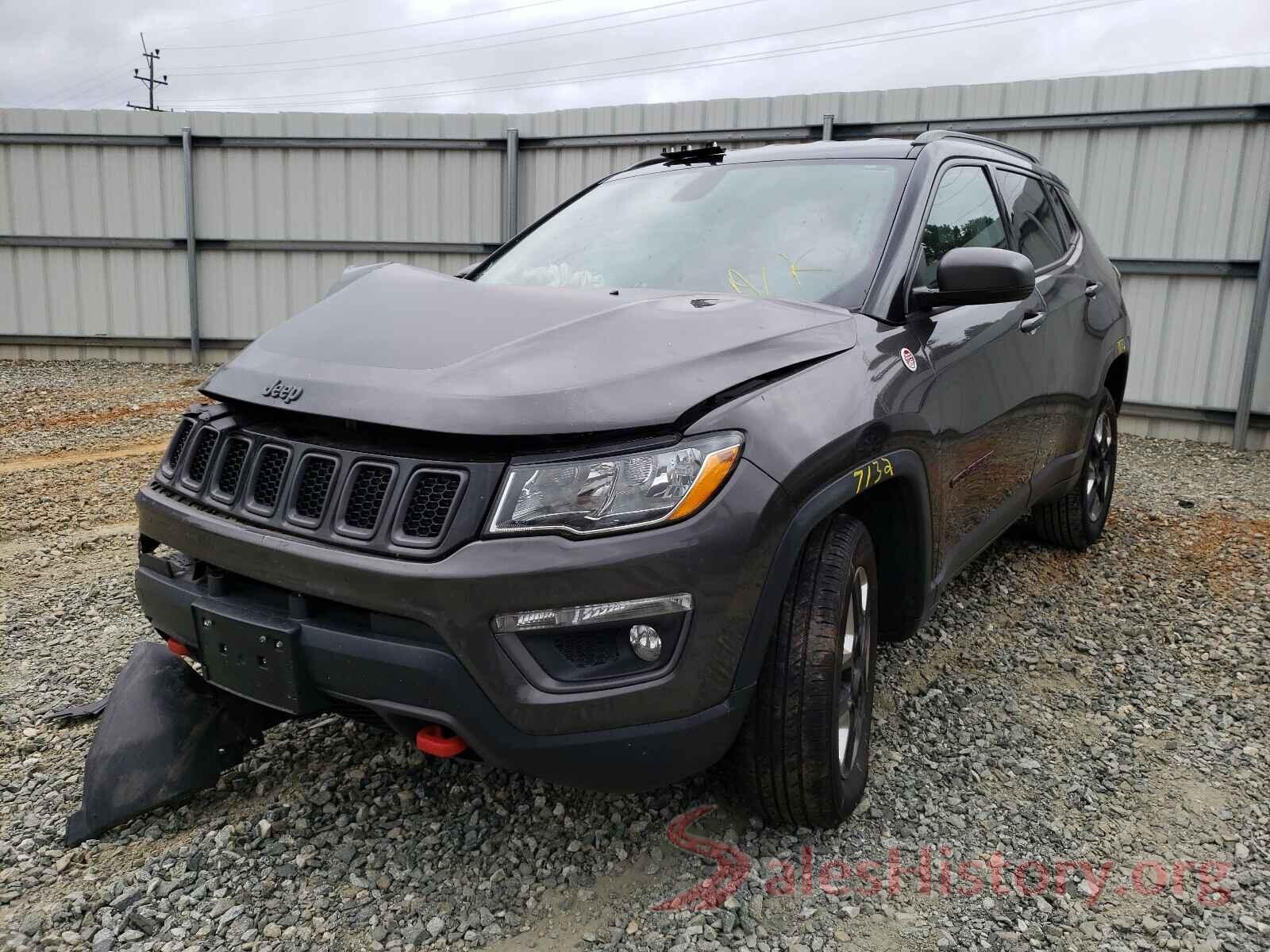 3C4NJDDB8JT417554 2018 JEEP COMPASS