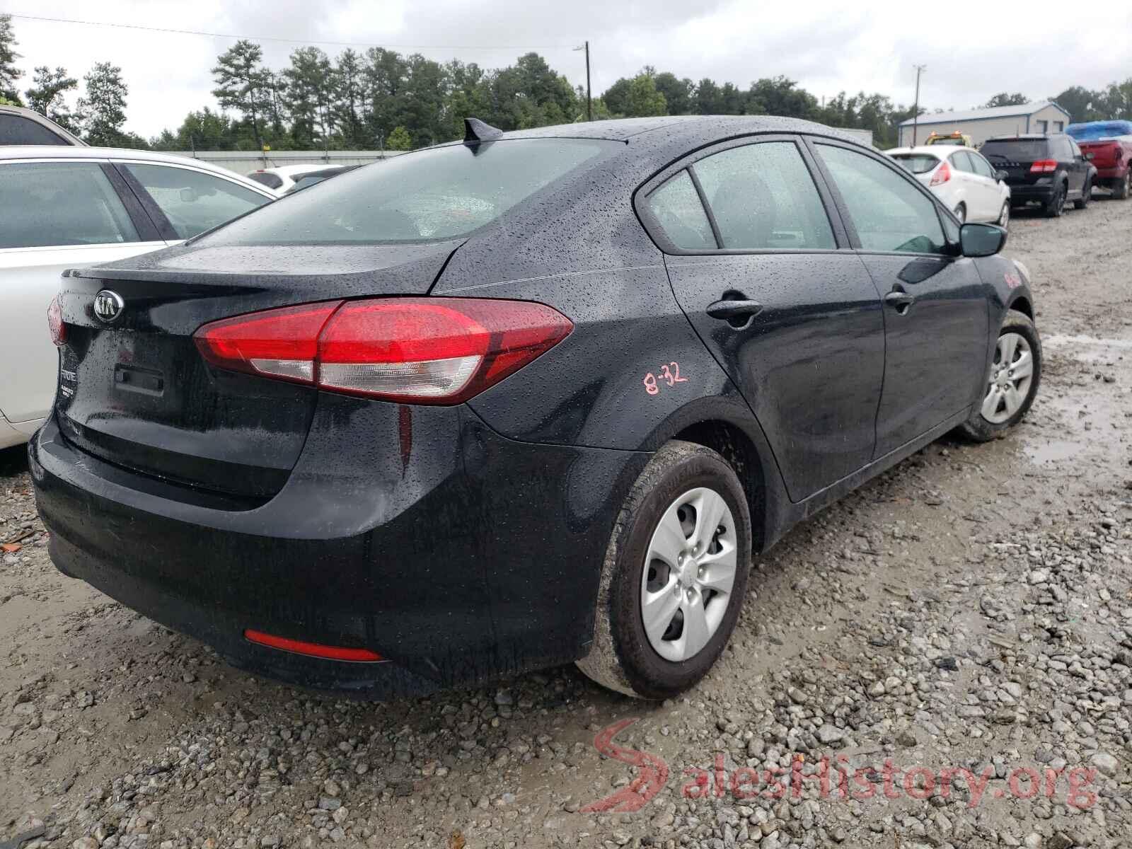 3KPFK4A72JE230400 2018 KIA FORTE