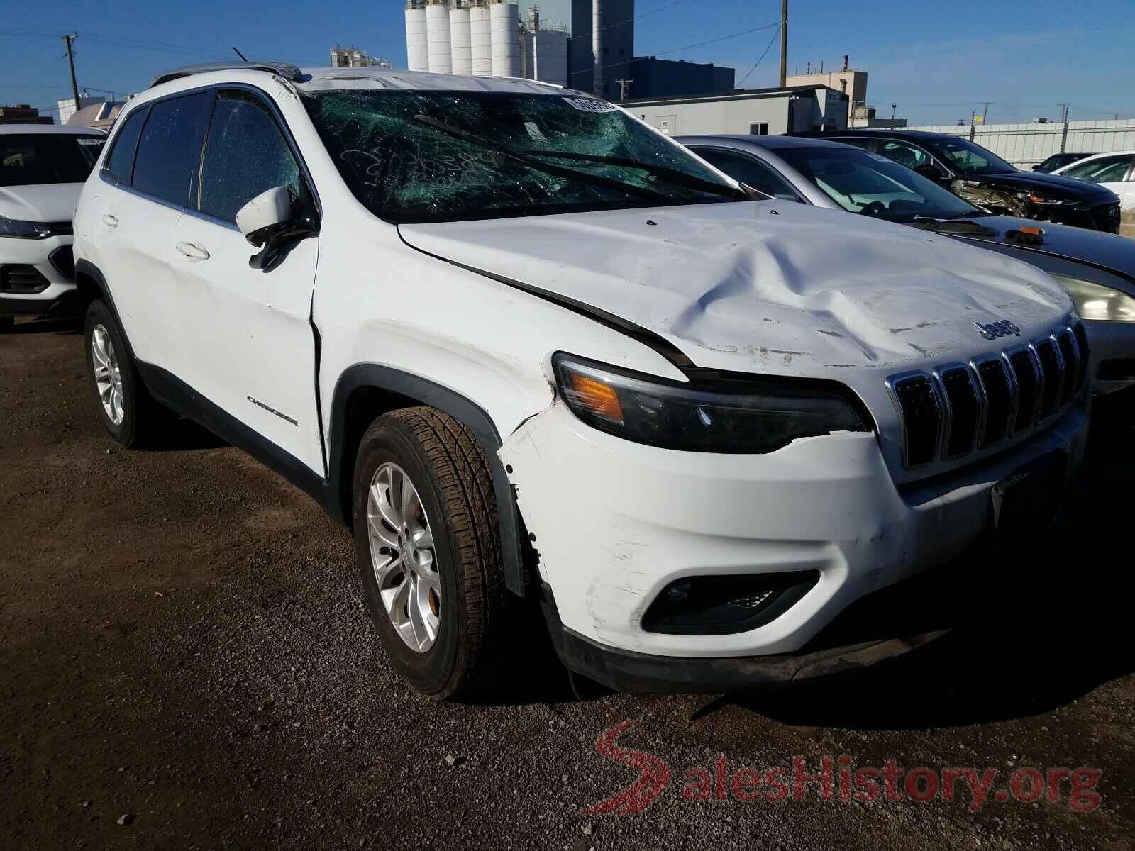 1C4PJMCB7KD323215 2019 JEEP CHEROKEE