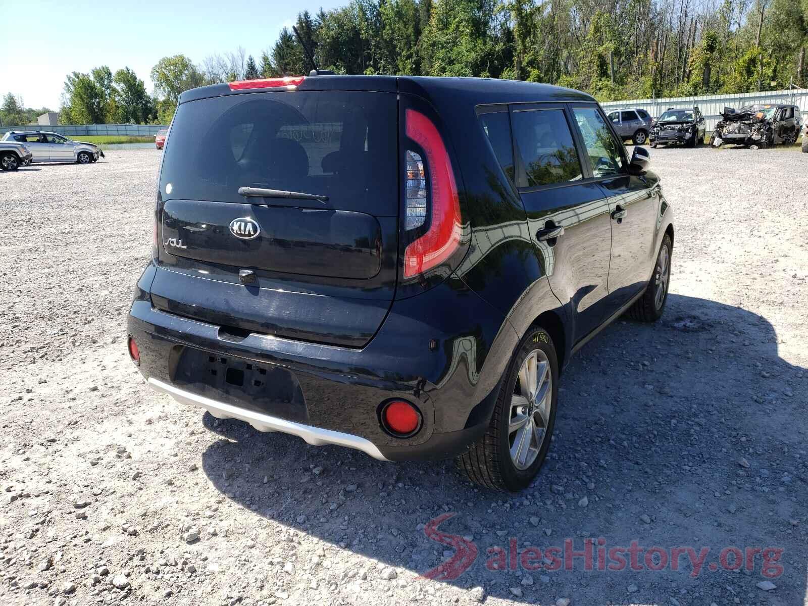 KNDJP3A53H7438087 2017 KIA SOUL