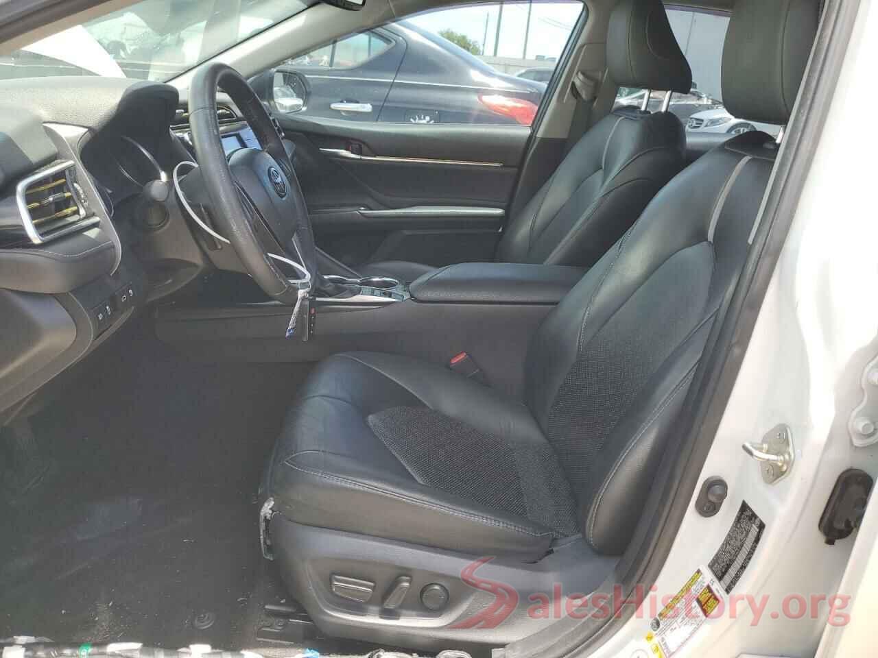 4T1B61HK6JU112942 2018 TOYOTA CAMRY