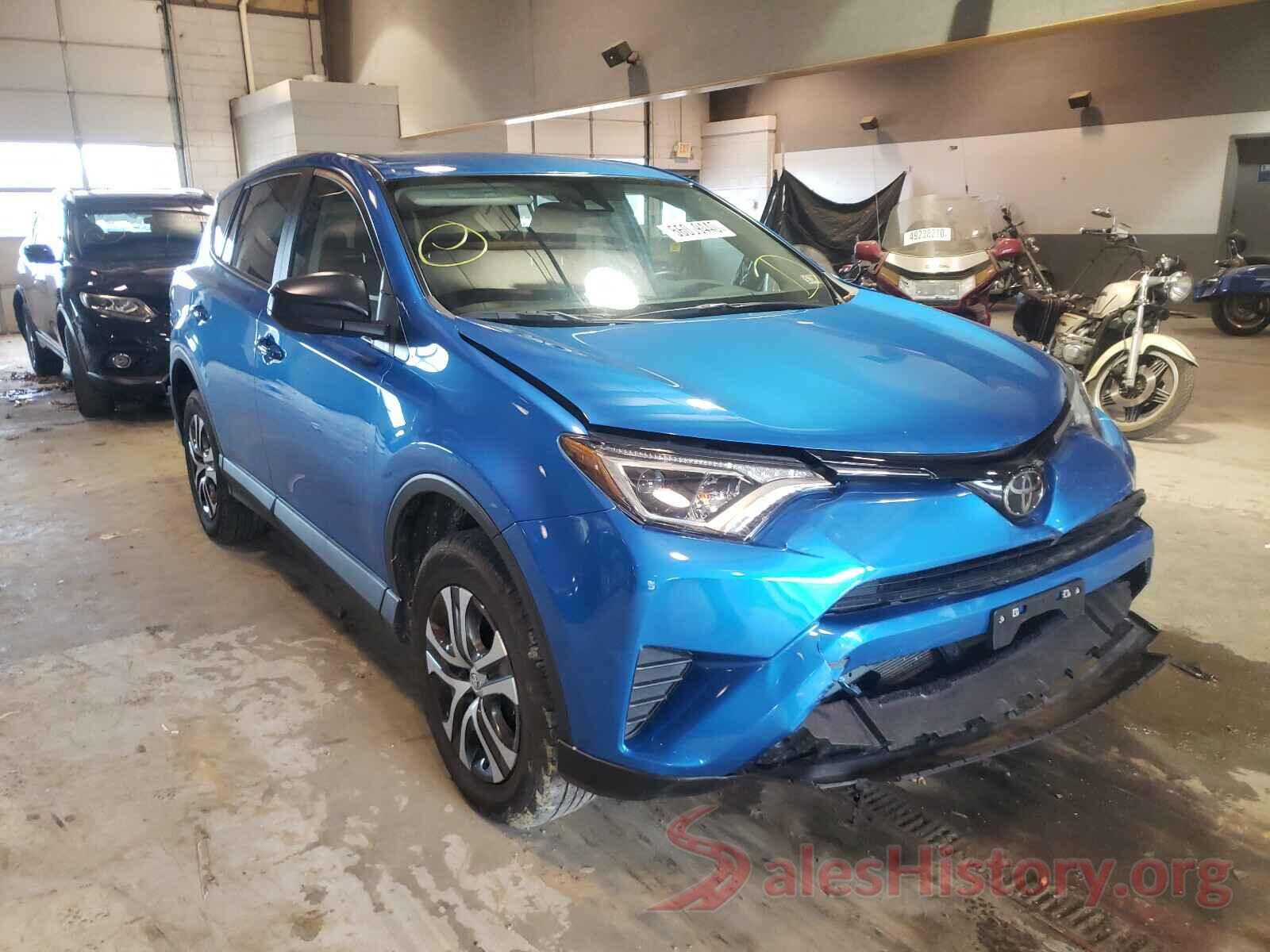 2T3BFREV7JW768040 2018 TOYOTA RAV4