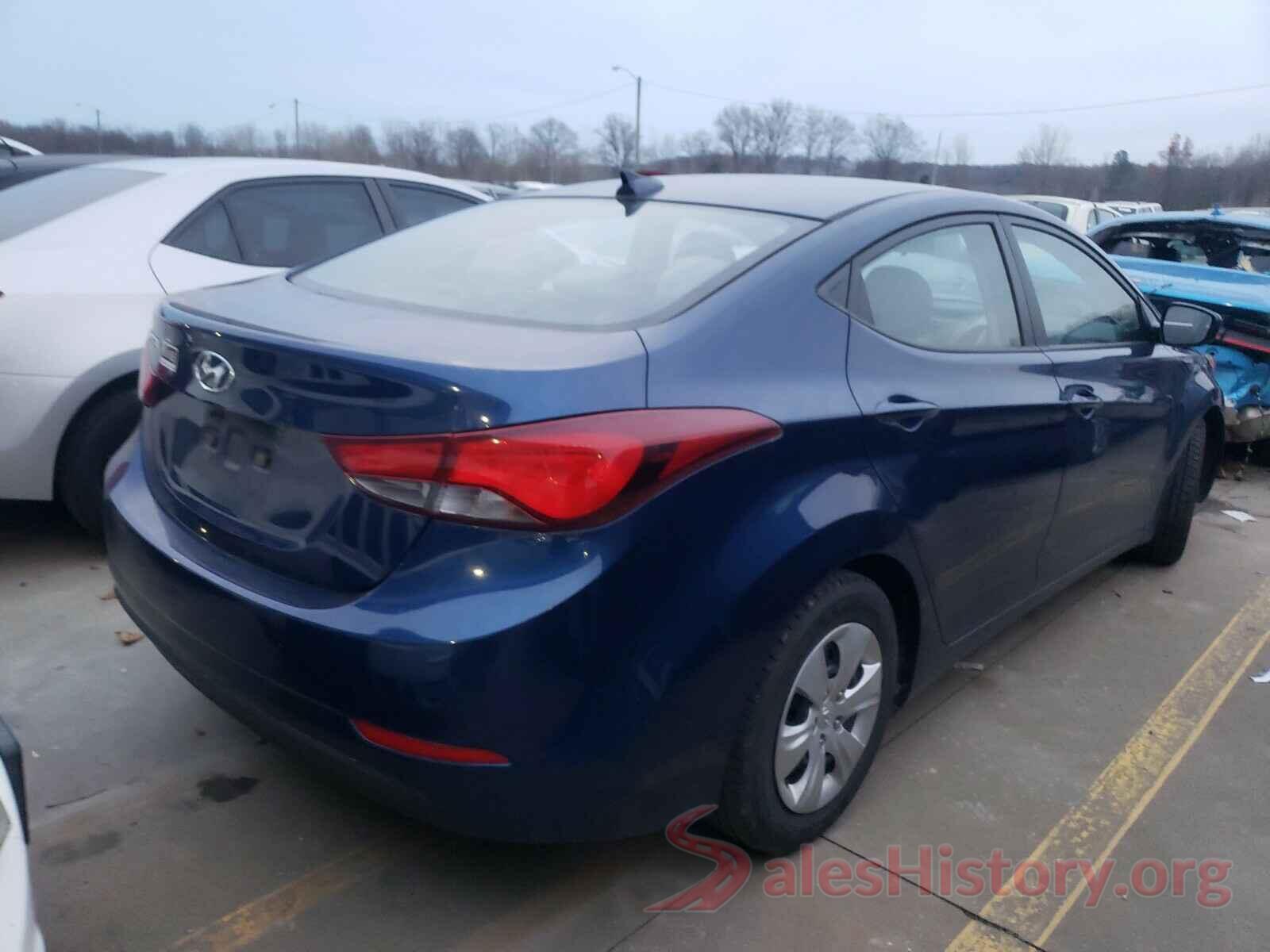 5NPDH4AE9GH702066 2016 HYUNDAI ELANTRA