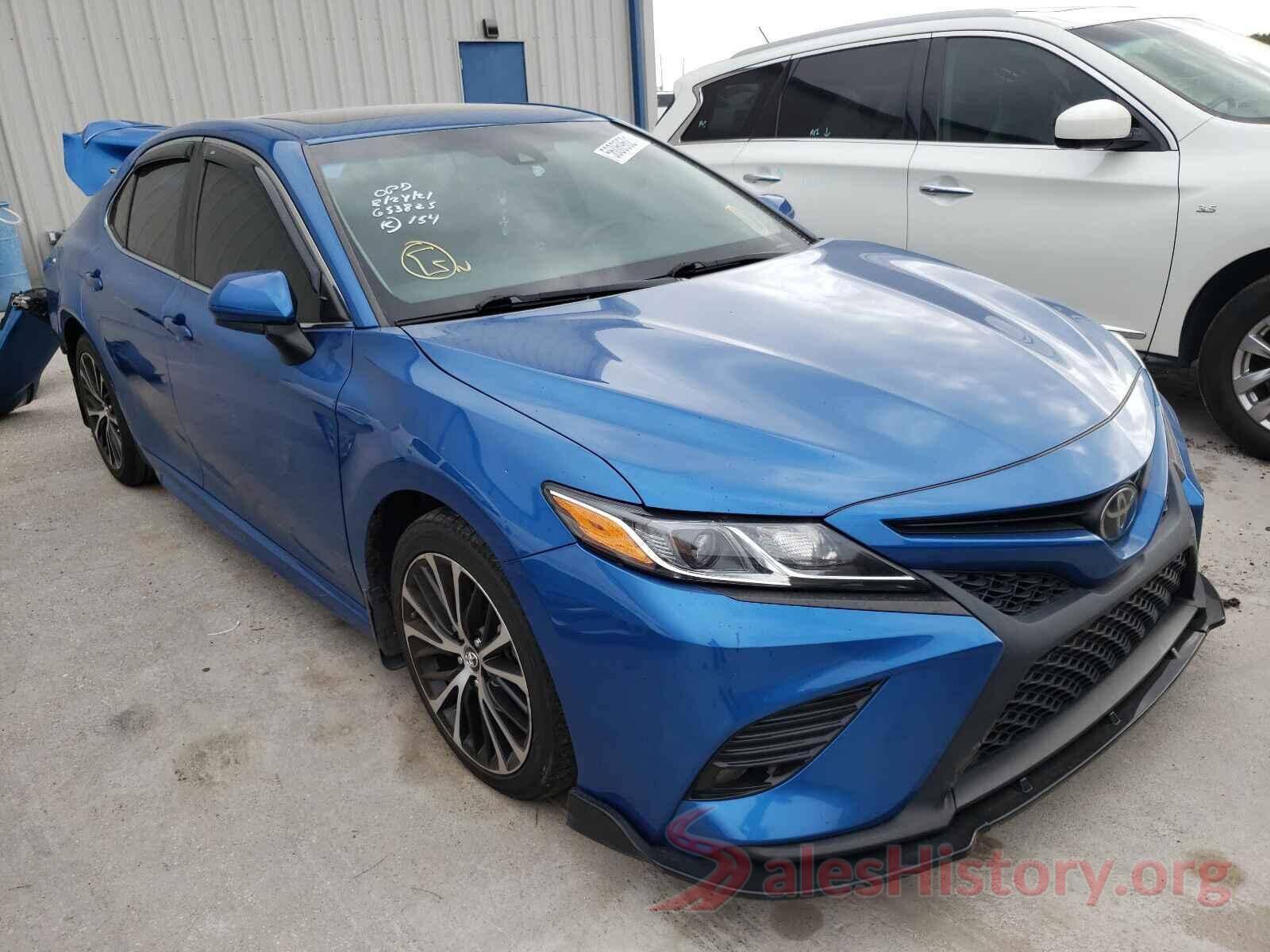 4T1B11HK7JU027526 2018 TOYOTA CAMRY