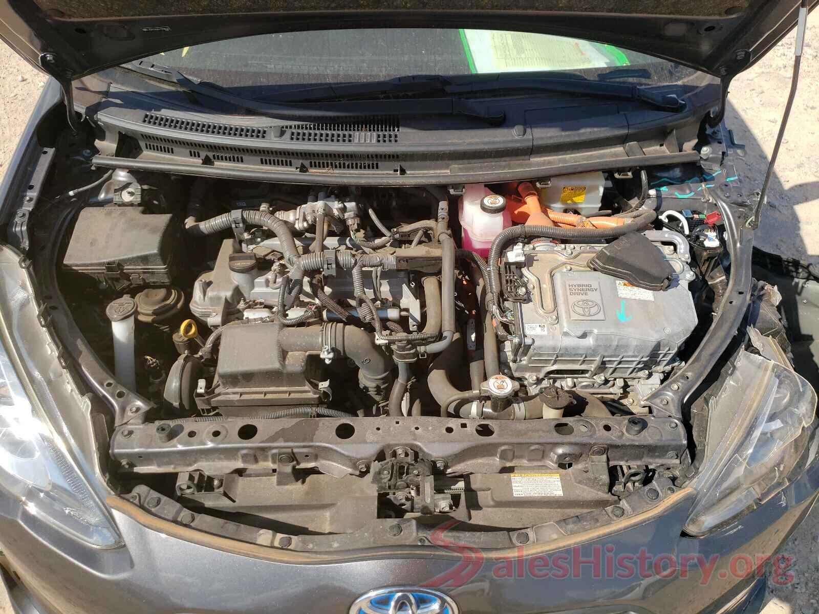 JTDKDTB35H1598520 2017 TOYOTA PRIUS