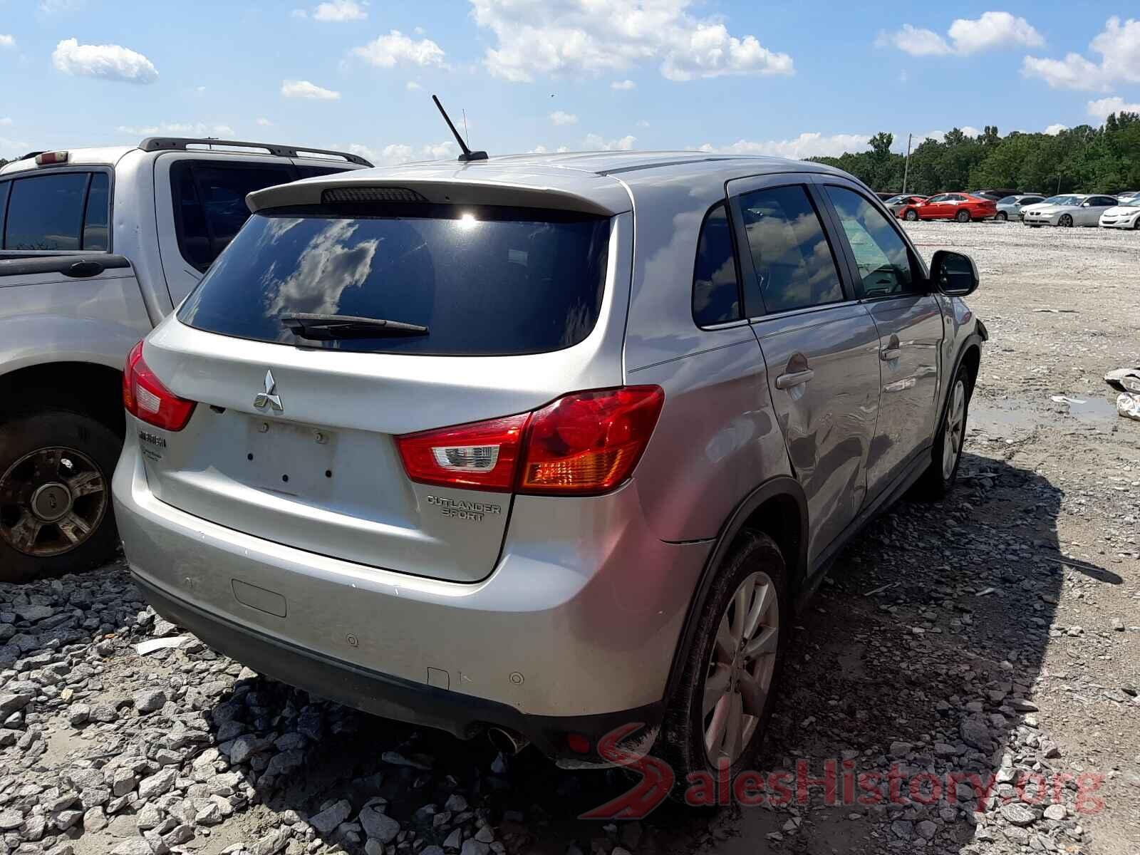 4A4AP4AU8FE060735 2015 MITSUBISHI OUTLANDER