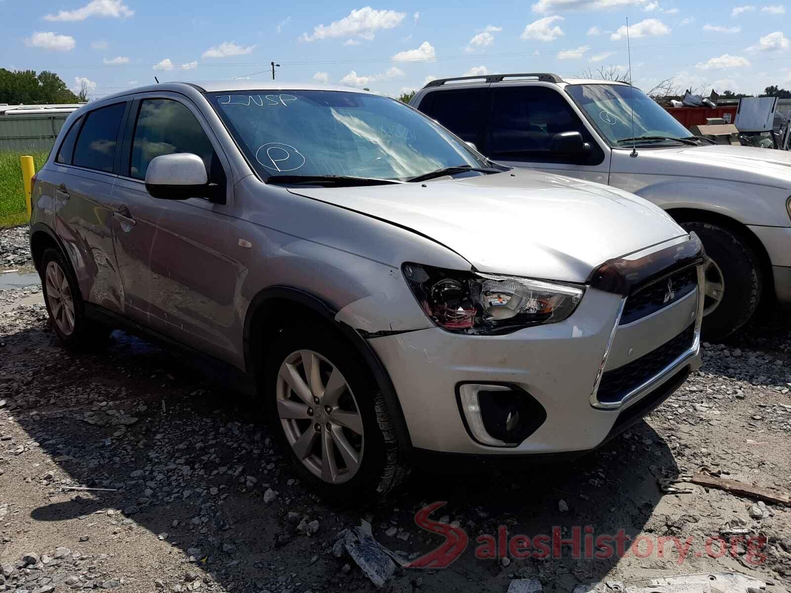 4A4AP4AU8FE060735 2015 MITSUBISHI OUTLANDER