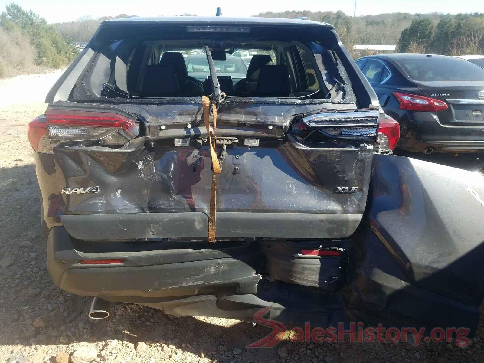 2T3C1RFV1KW014683 2019 TOYOTA RAV4