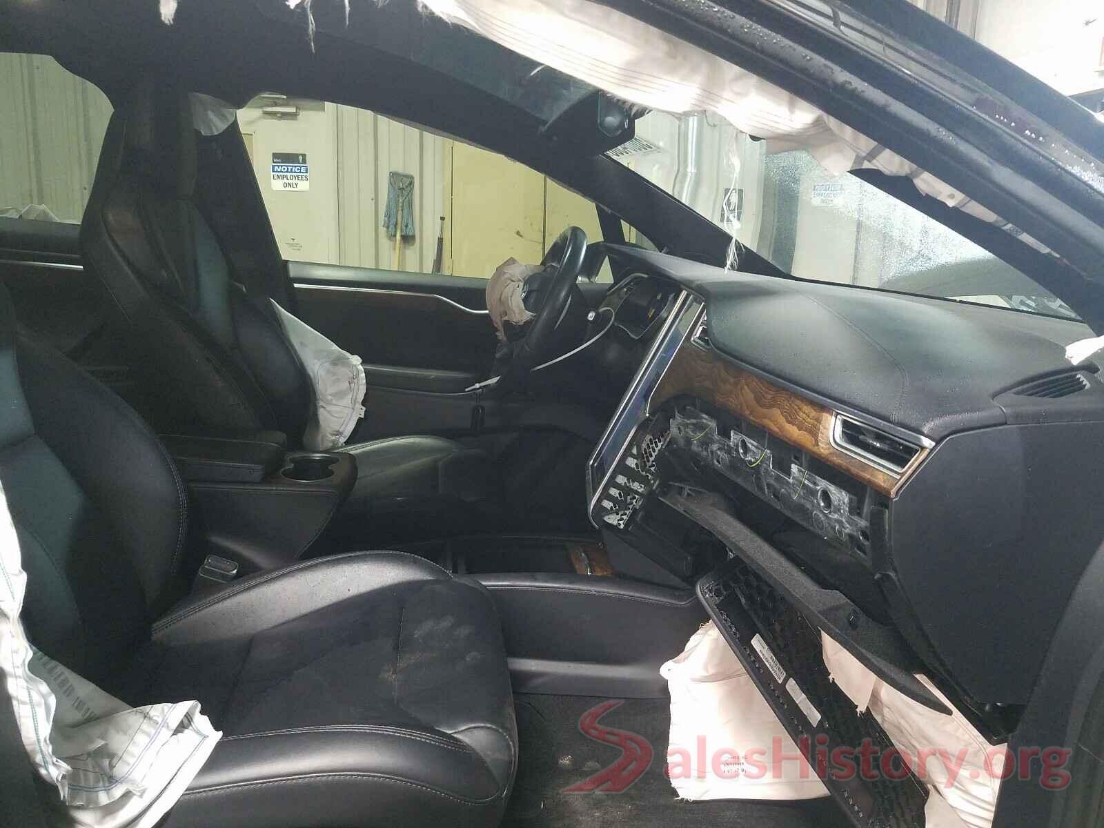 5YJXCDE28HF065912 2017 TESLA MODEL X