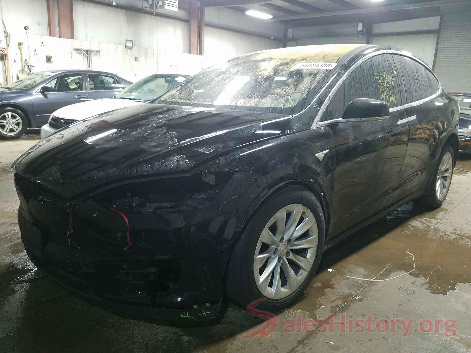 5YJXCDE28HF065912 2017 TESLA MODEL X