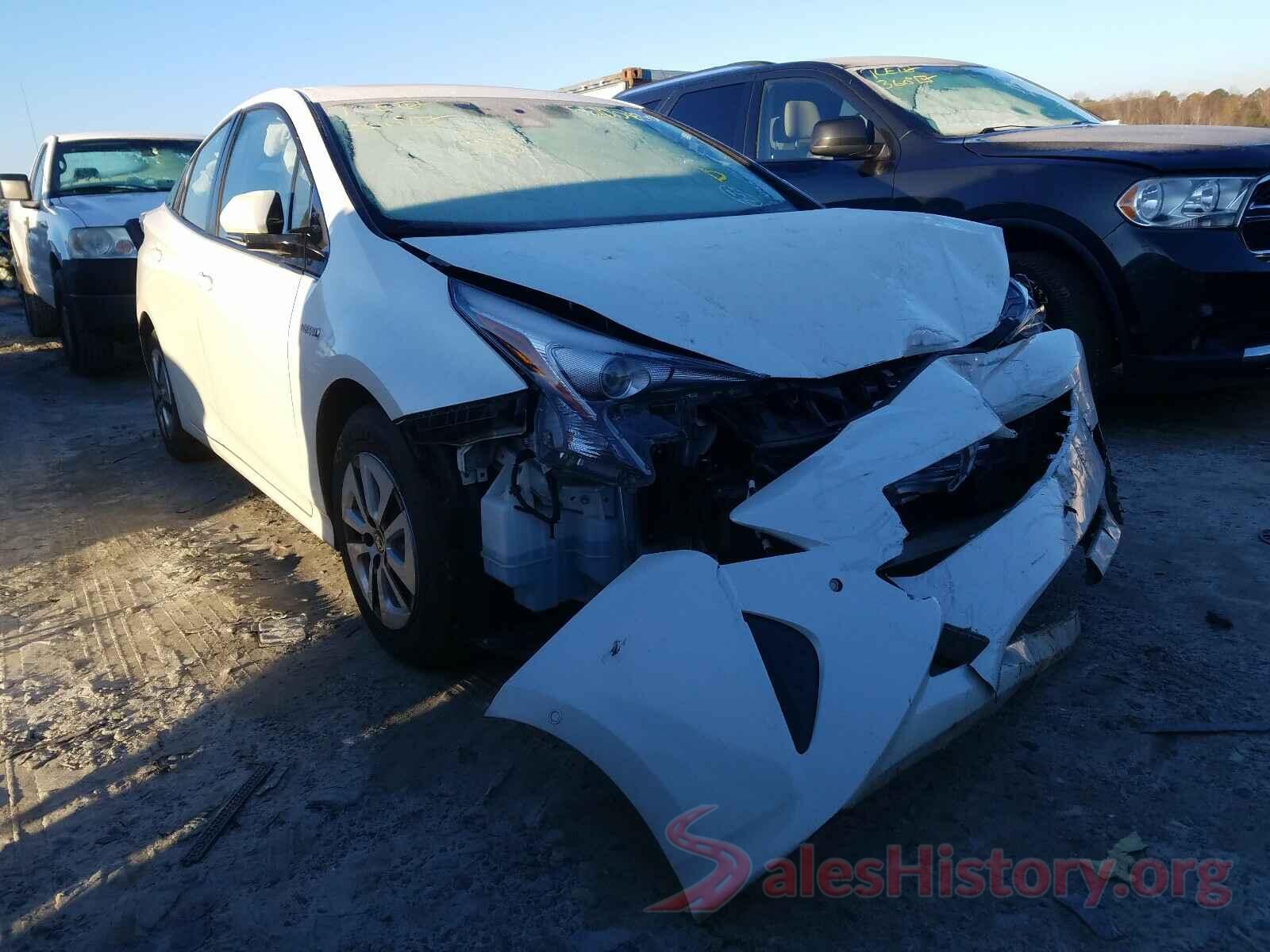 JTDKARFU0J3057996 2018 TOYOTA PRIUS