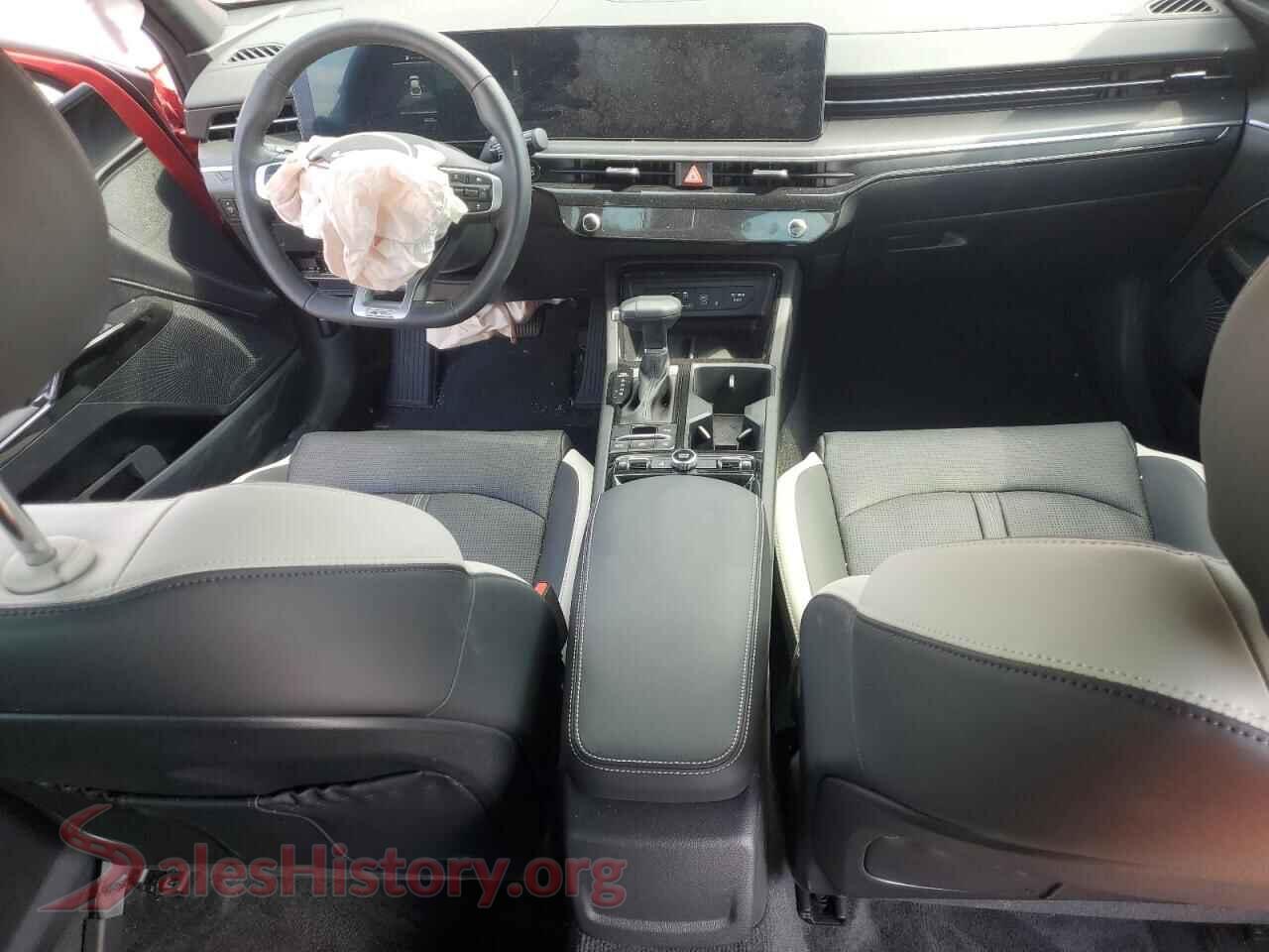 2025 KIA CADENZA VIN KNAG64J79S5284733, interior dashboard