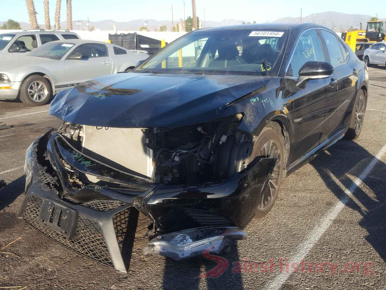 4T1B21HK9JU006061 2018 TOYOTA CAMRY