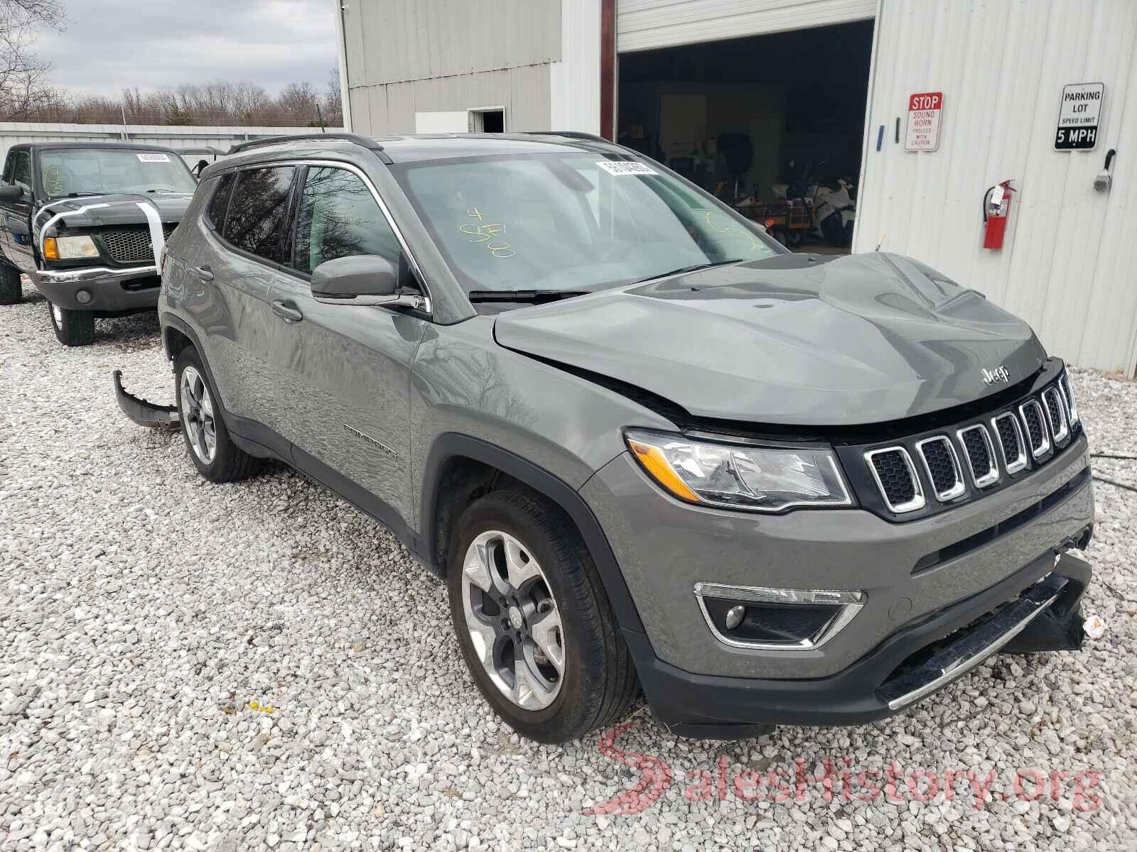 3C4NJDCB2KT748293 2019 JEEP COMPASS