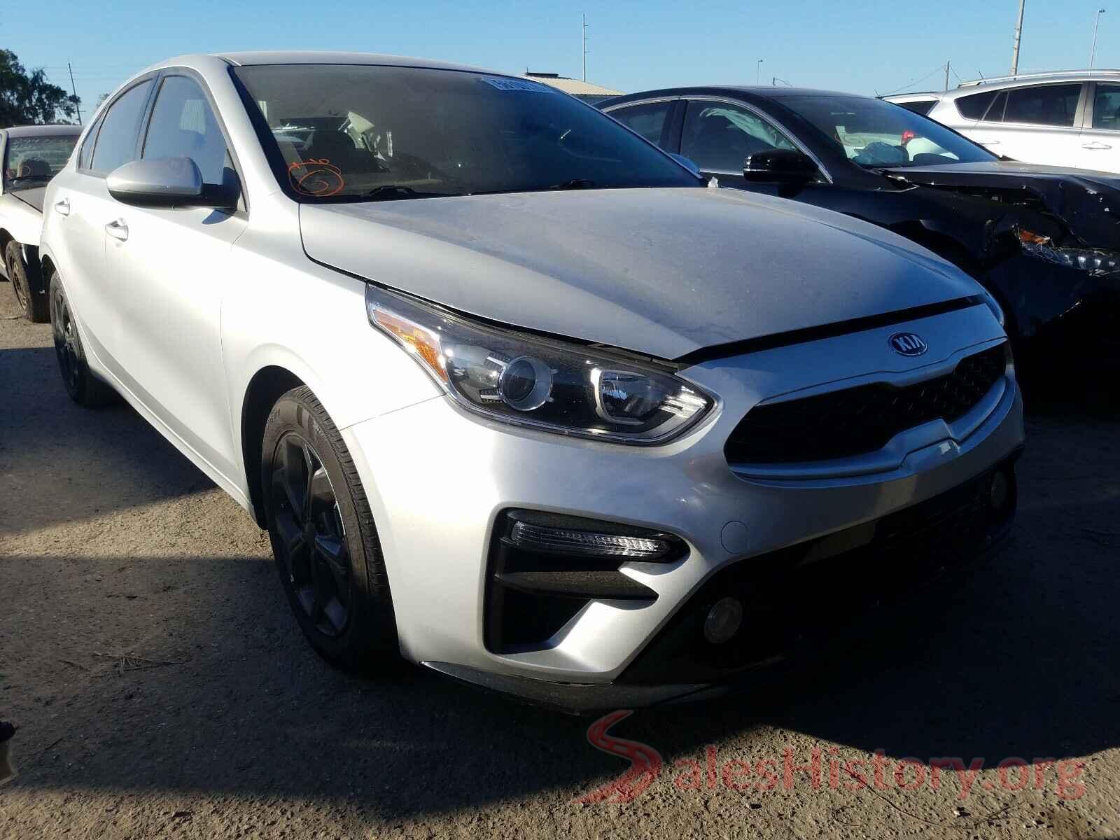 3KPF24AD8KE128333 2019 KIA FORTE