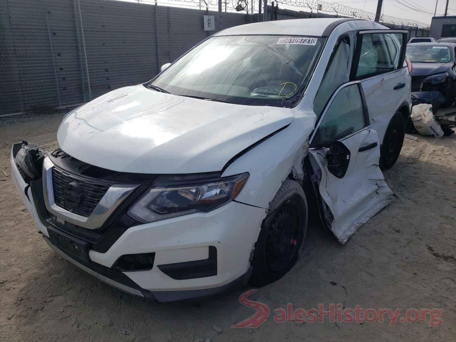 KNMAT2MT0HP557585 2017 NISSAN ROGUE