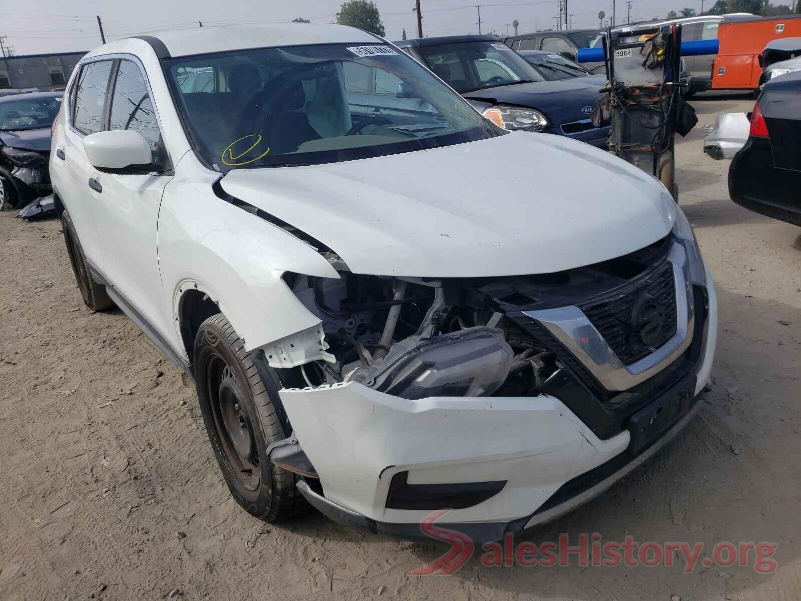 KNMAT2MT0HP557585 2017 NISSAN ROGUE