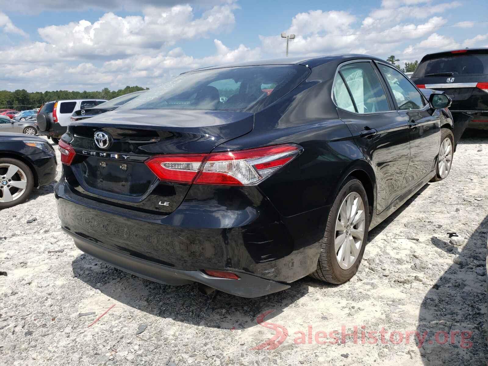 4T1B11HK2JU144706 2018 TOYOTA CAMRY