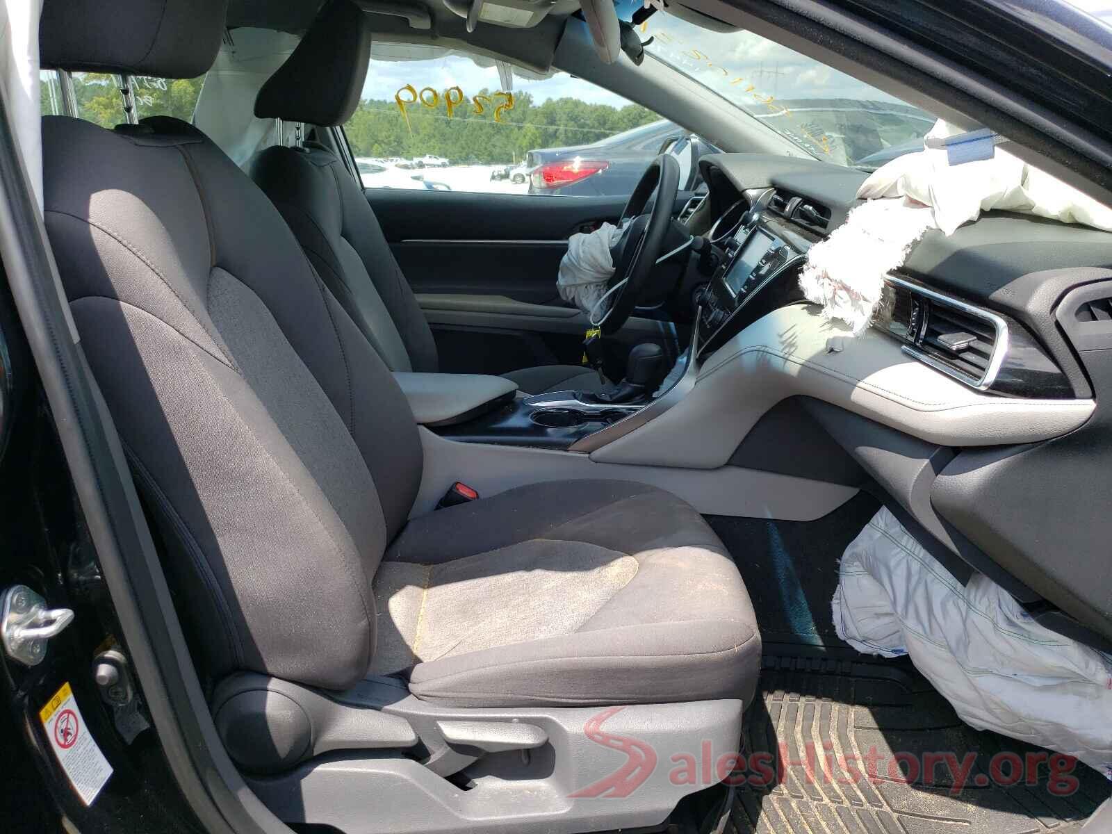 4T1B11HK2JU144706 2018 TOYOTA CAMRY