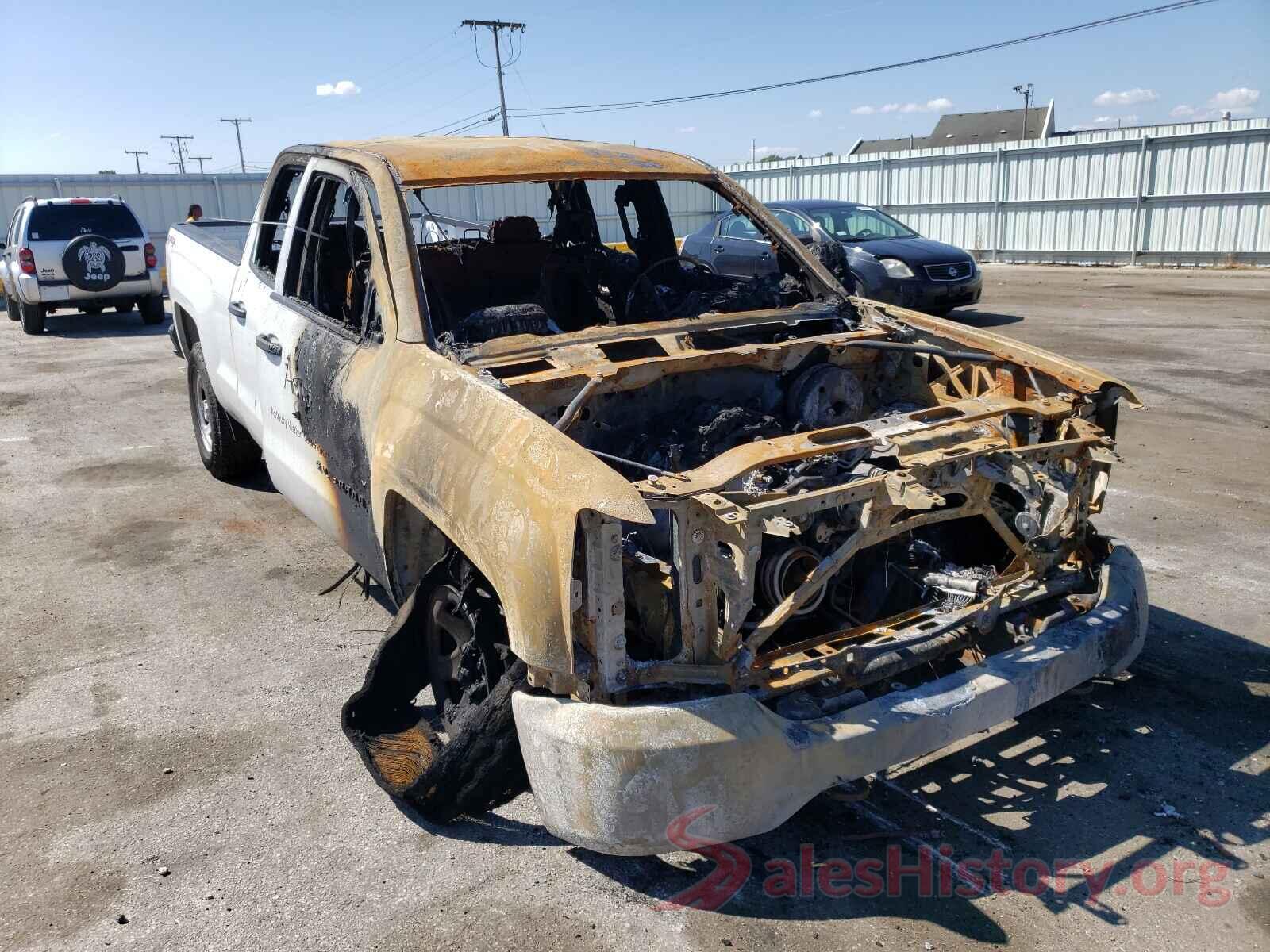 1GCVKNEH9JZ305828 2018 CHEVROLET SILVERADO