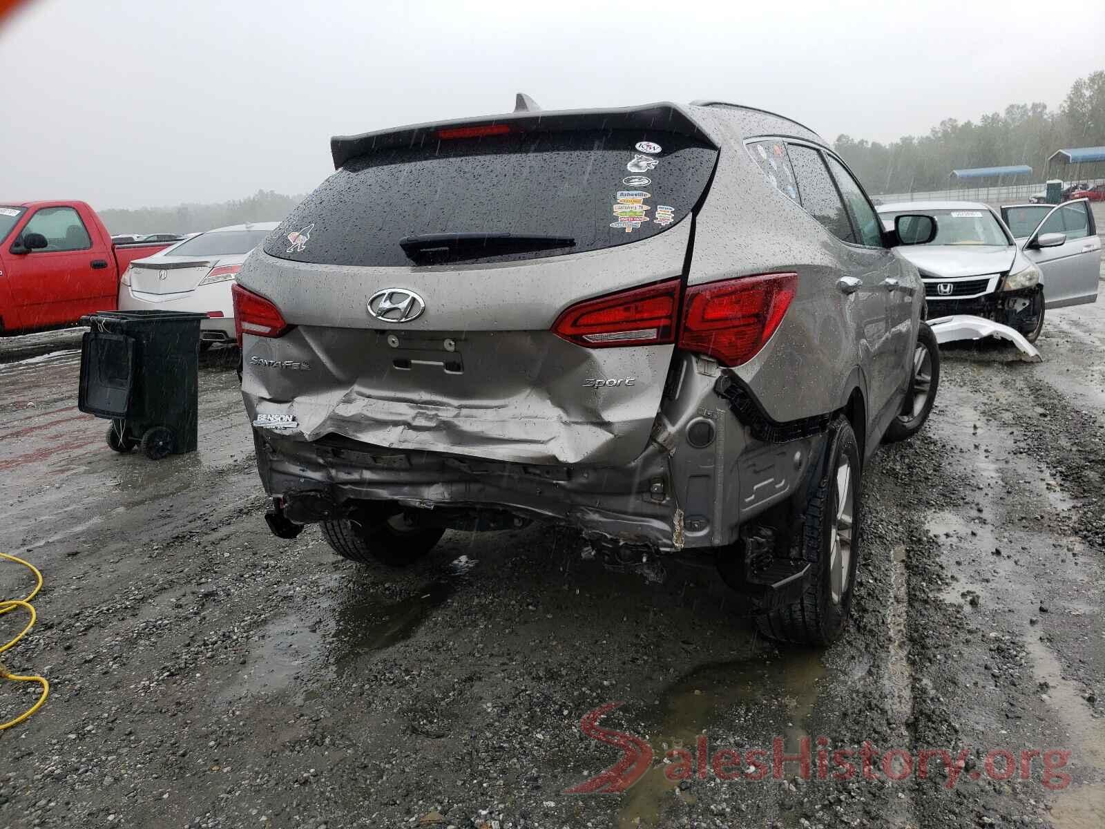 5NMZU3LB7JH085978 2018 HYUNDAI SANTA FE