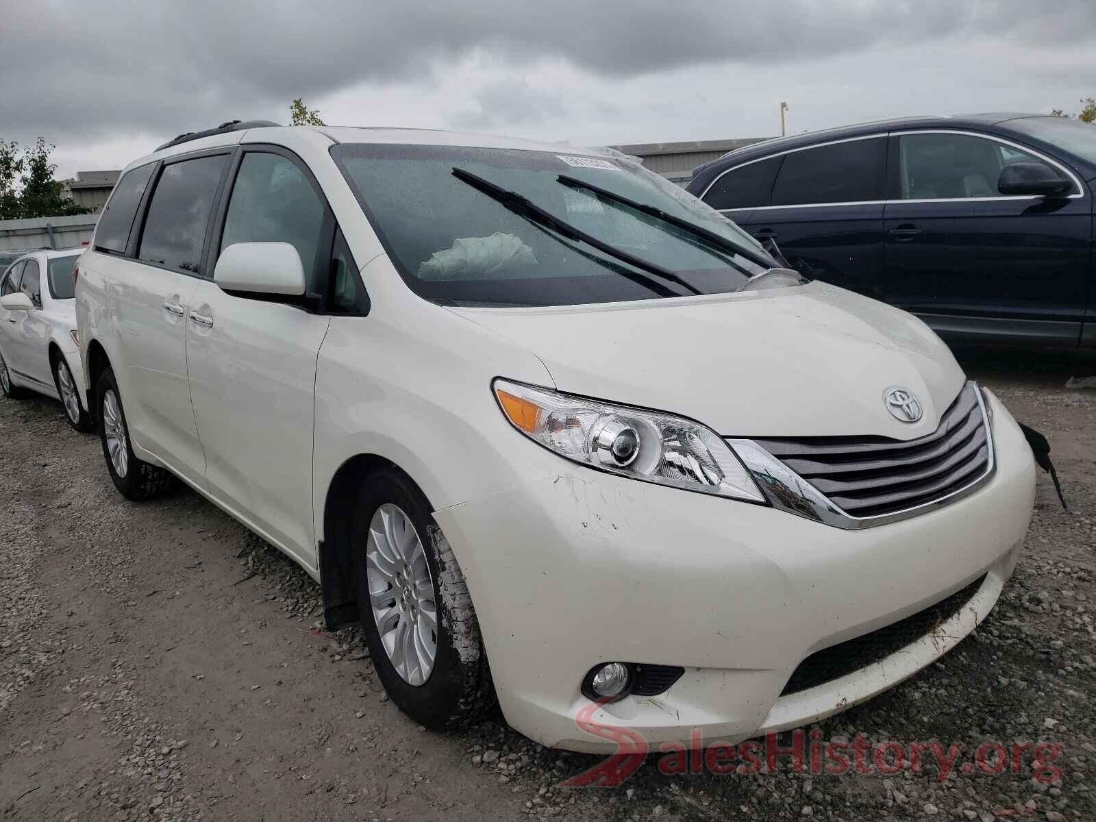 5TDYZ3DC2HS822743 2017 TOYOTA SIENNA