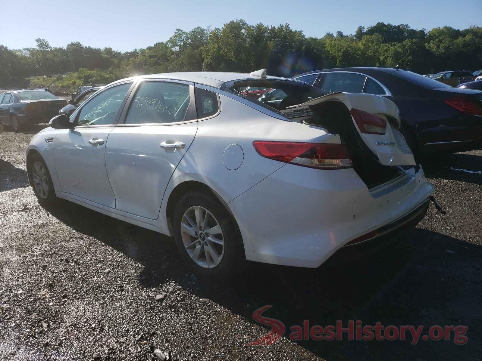 KNAGT4L38J5236027 2018 KIA OPTIMA