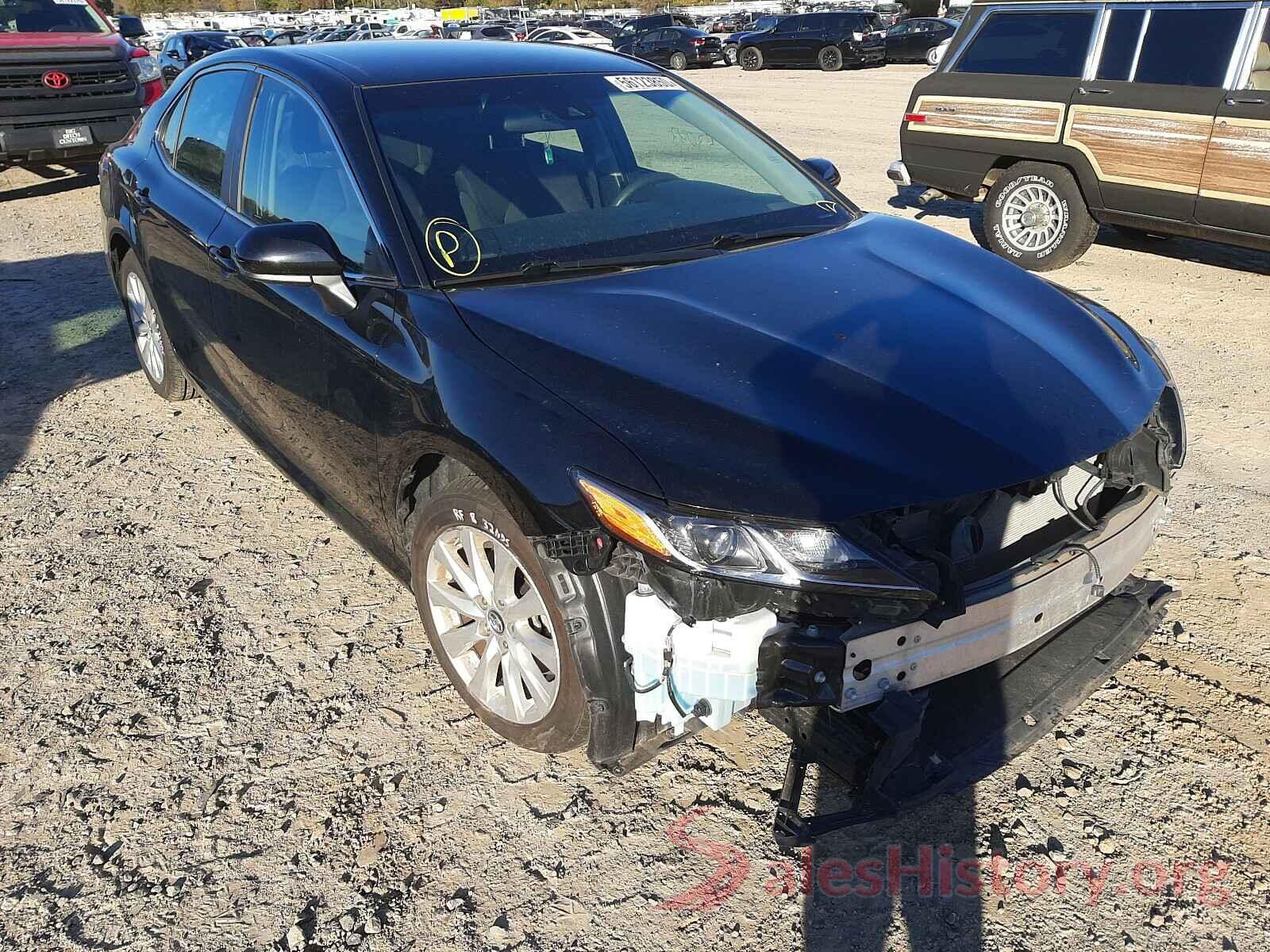 4T1B11HK3JU004602 2018 TOYOTA CAMRY