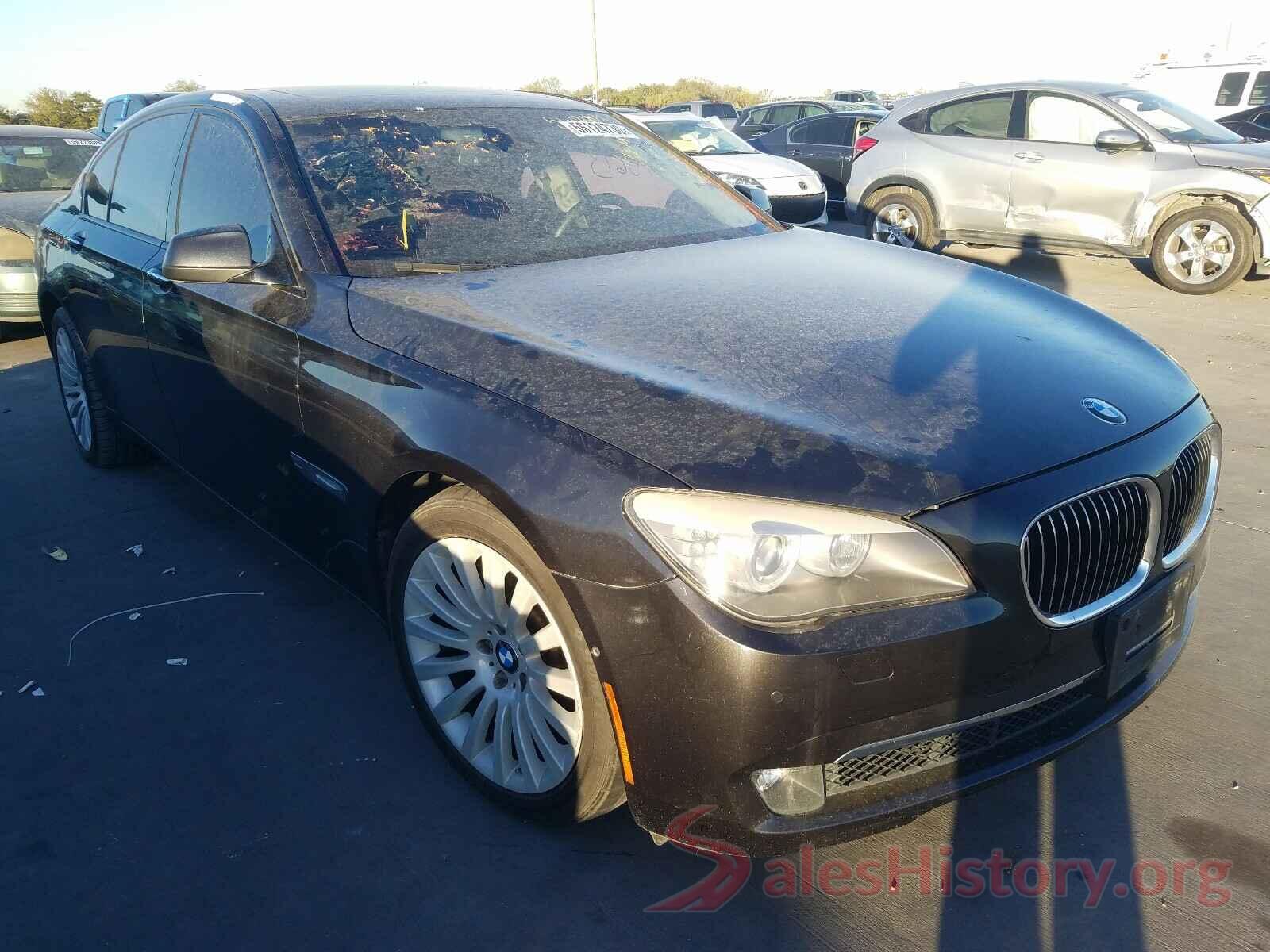 WBAKA83589CY34182 2009 BMW 7 SERIES