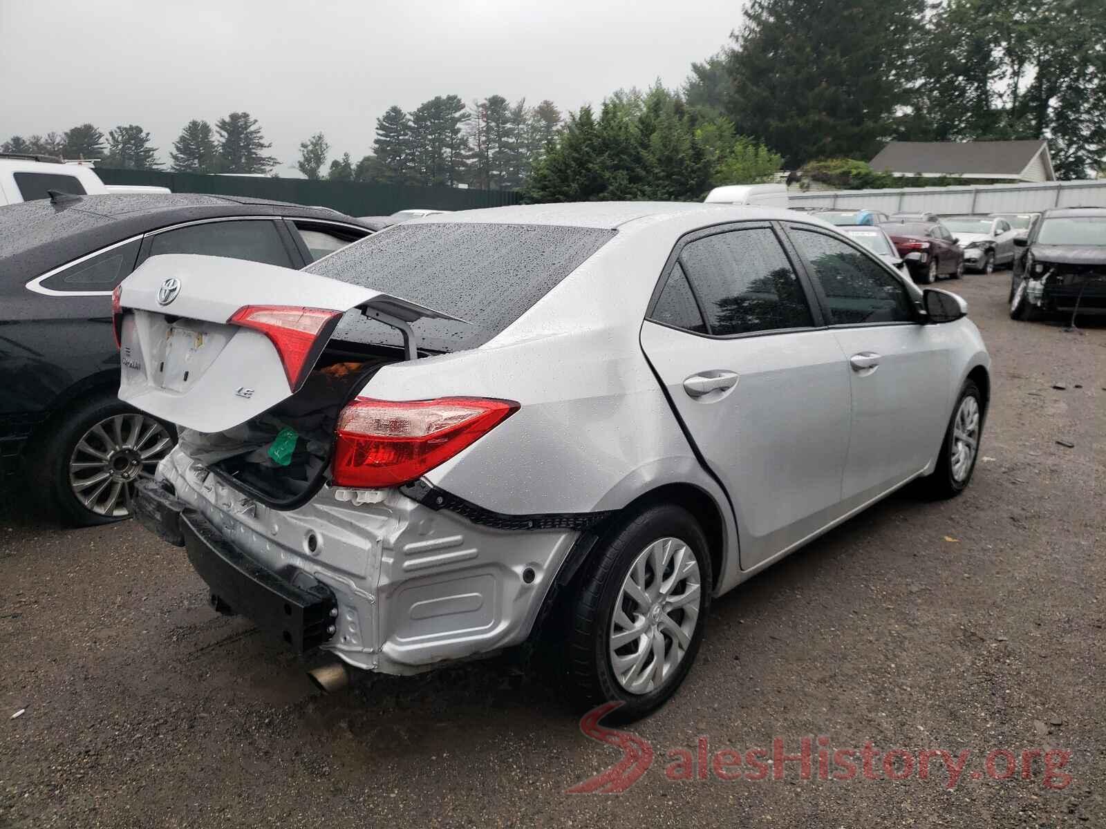 2T1BURHE3JC083111 2018 TOYOTA COROLLA