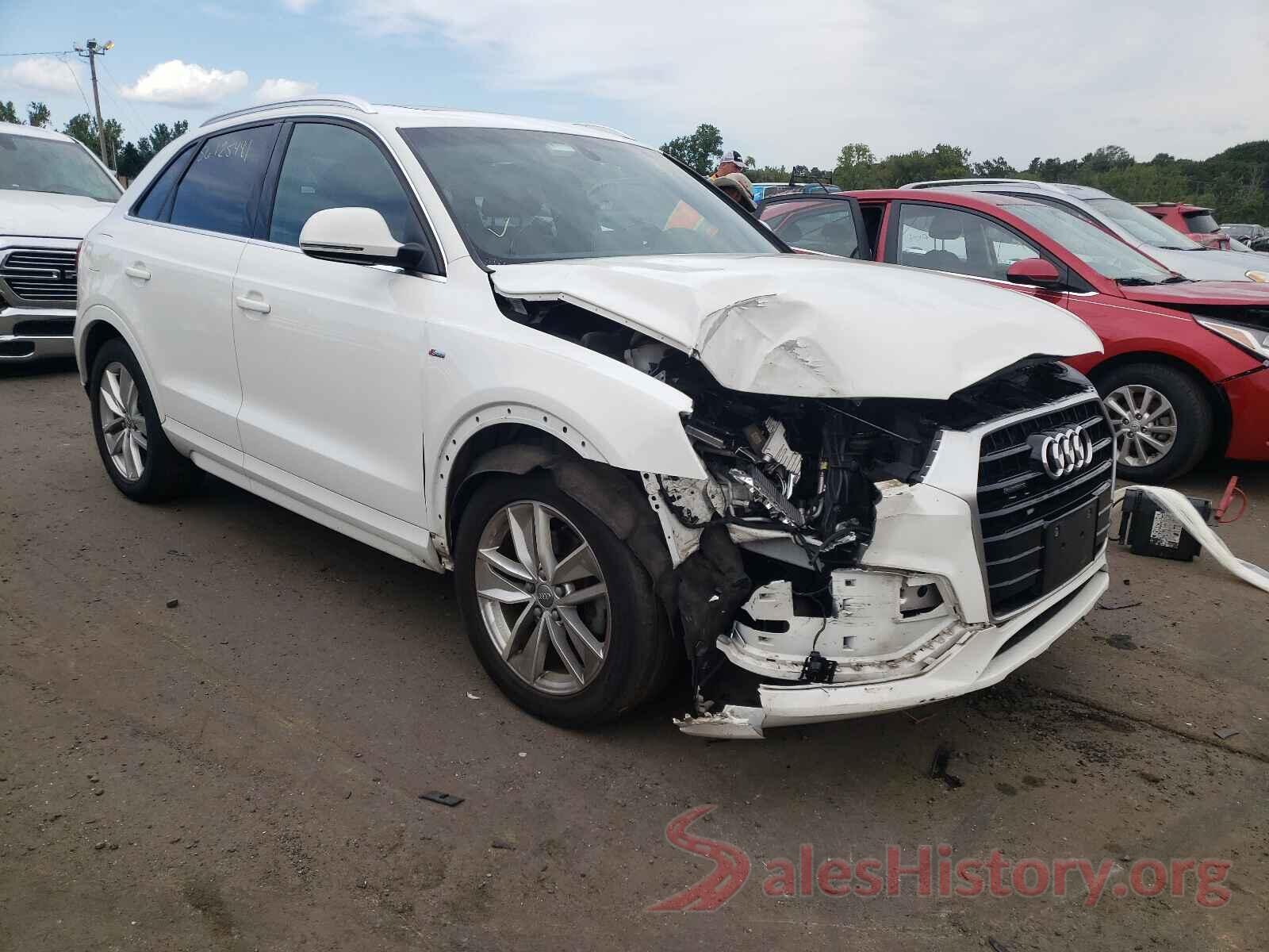 WA1JCCFSXJR010211 2018 AUDI Q3