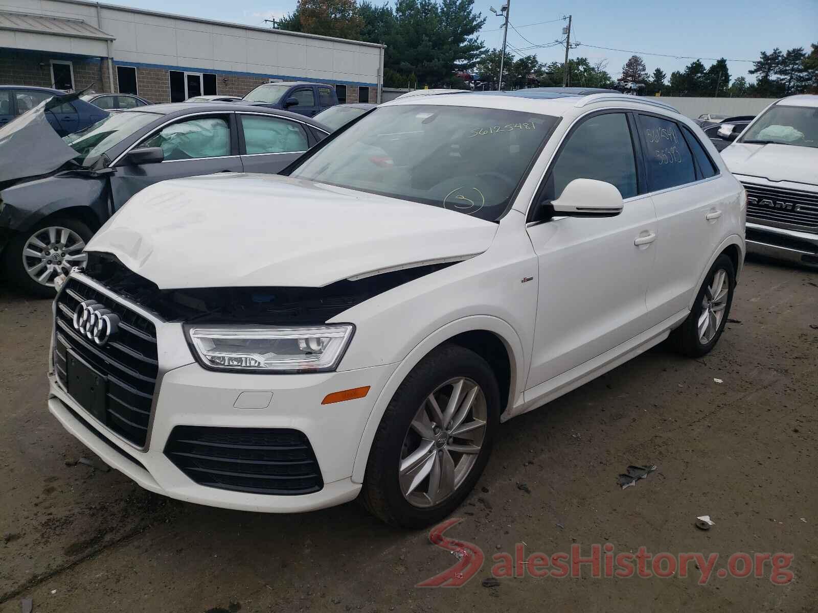 WA1JCCFSXJR010211 2018 AUDI Q3