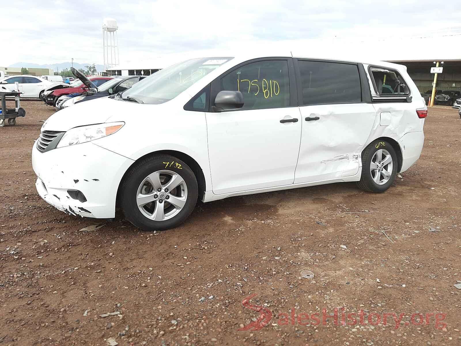 5TDZK3DC2FS661722 2015 TOYOTA SIENNA